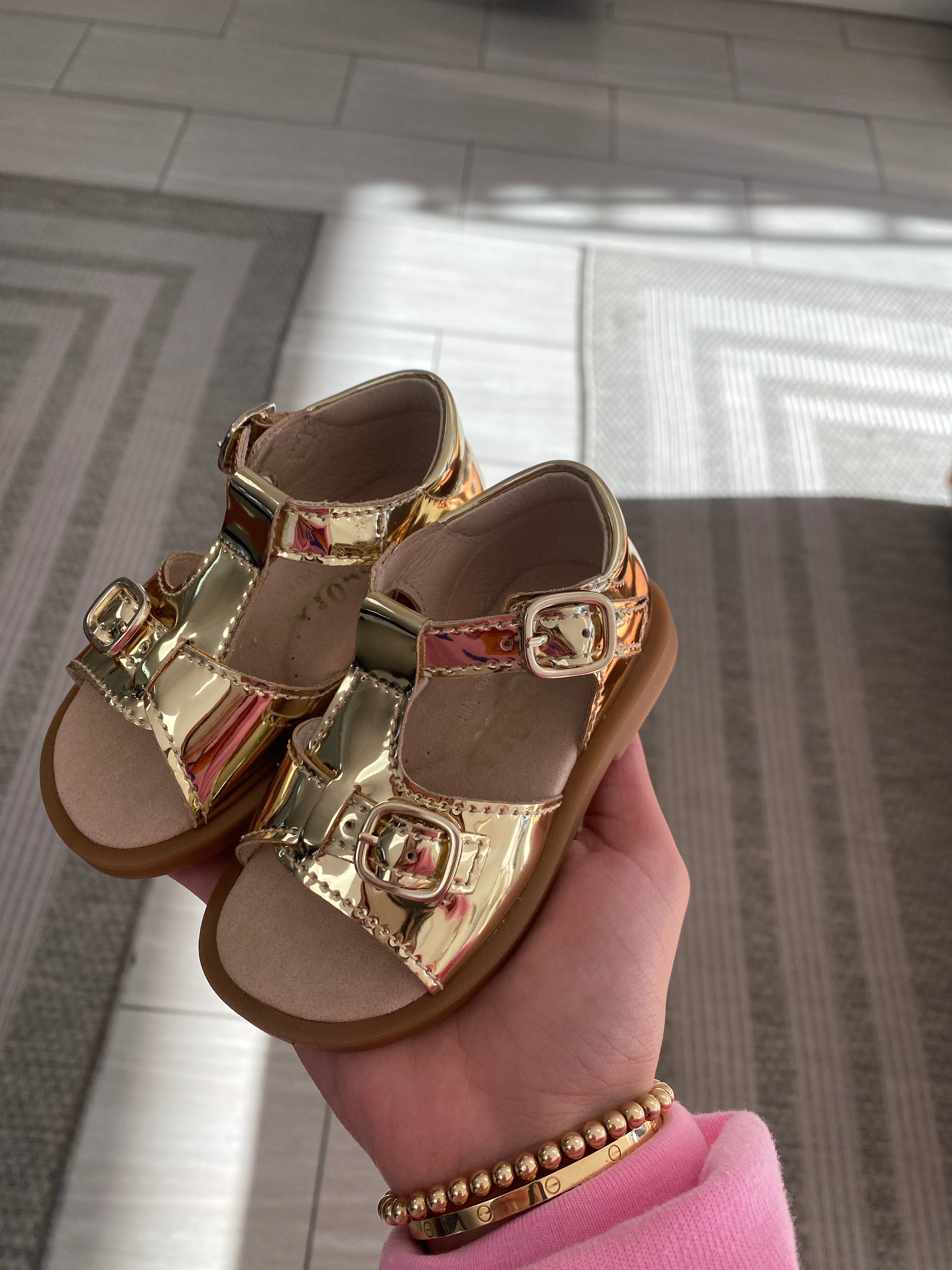 Beberlis Gold Buckle Baby Sandals for Girls & Boys - Soft Leather First Walking Shoes for Toddlers - Perfect for Summer, Beach & Outdoor Play
