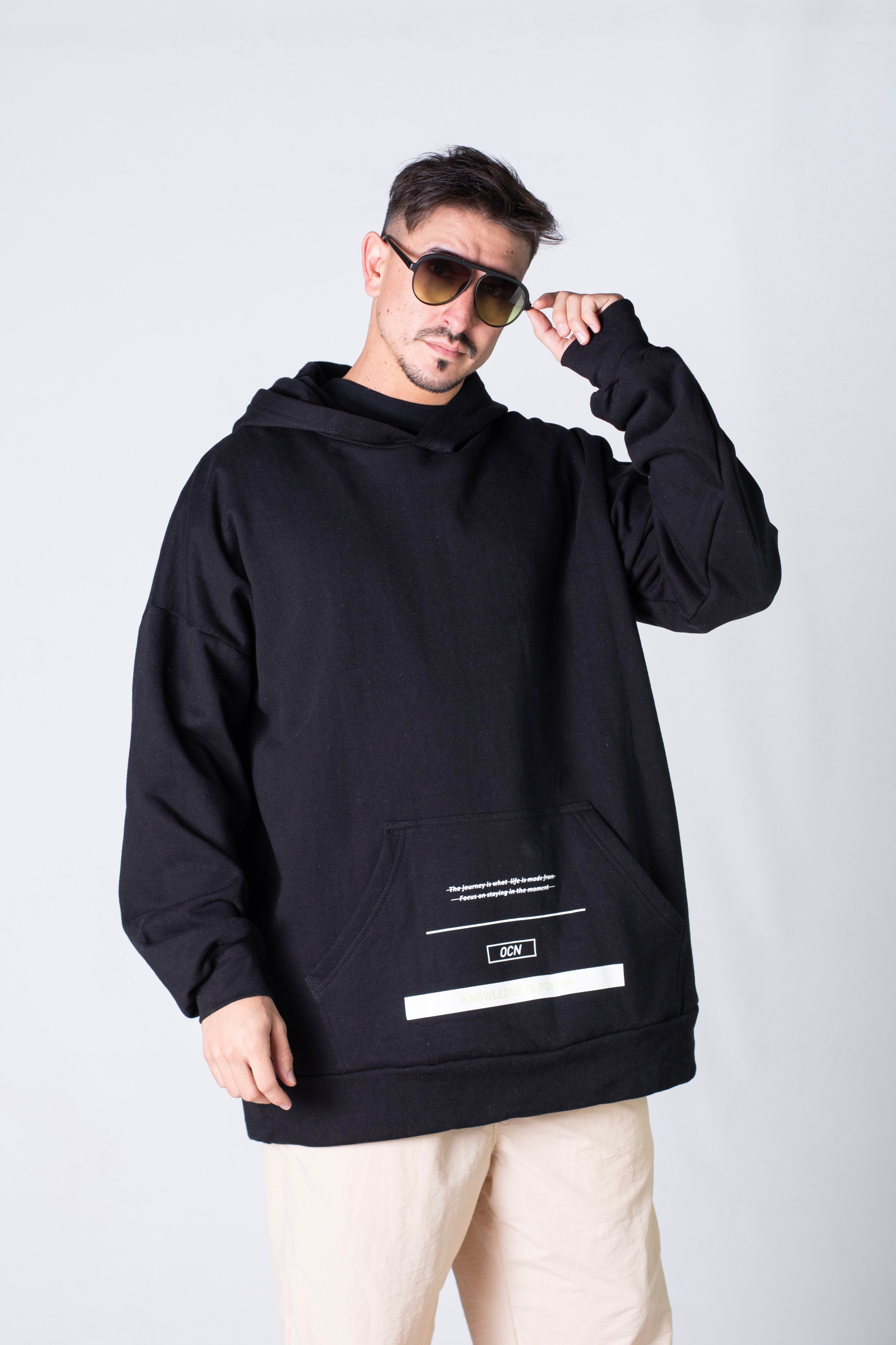 Original Oversized Black Hoodie with Kangaroo Pocket - Men's & Women's Streetwear for Casual Wear, Gym & Outdoor Activities