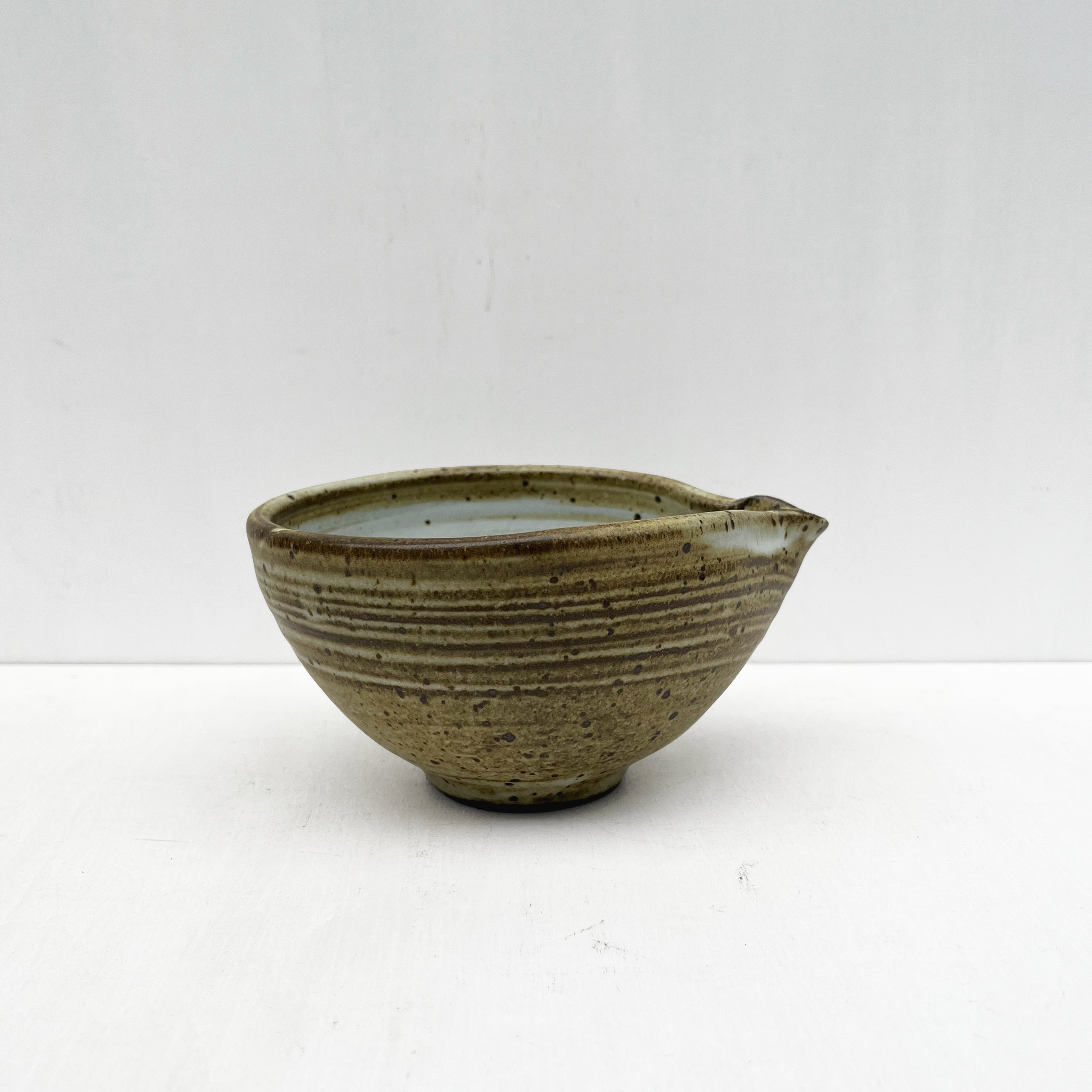 Premium Handcrafted Ceramic Matcha Bowl - Traditional Japanese Tea Ceremony Set for Whisking & Serving - Perfect for Home, Cafe & Zen Meditation Use