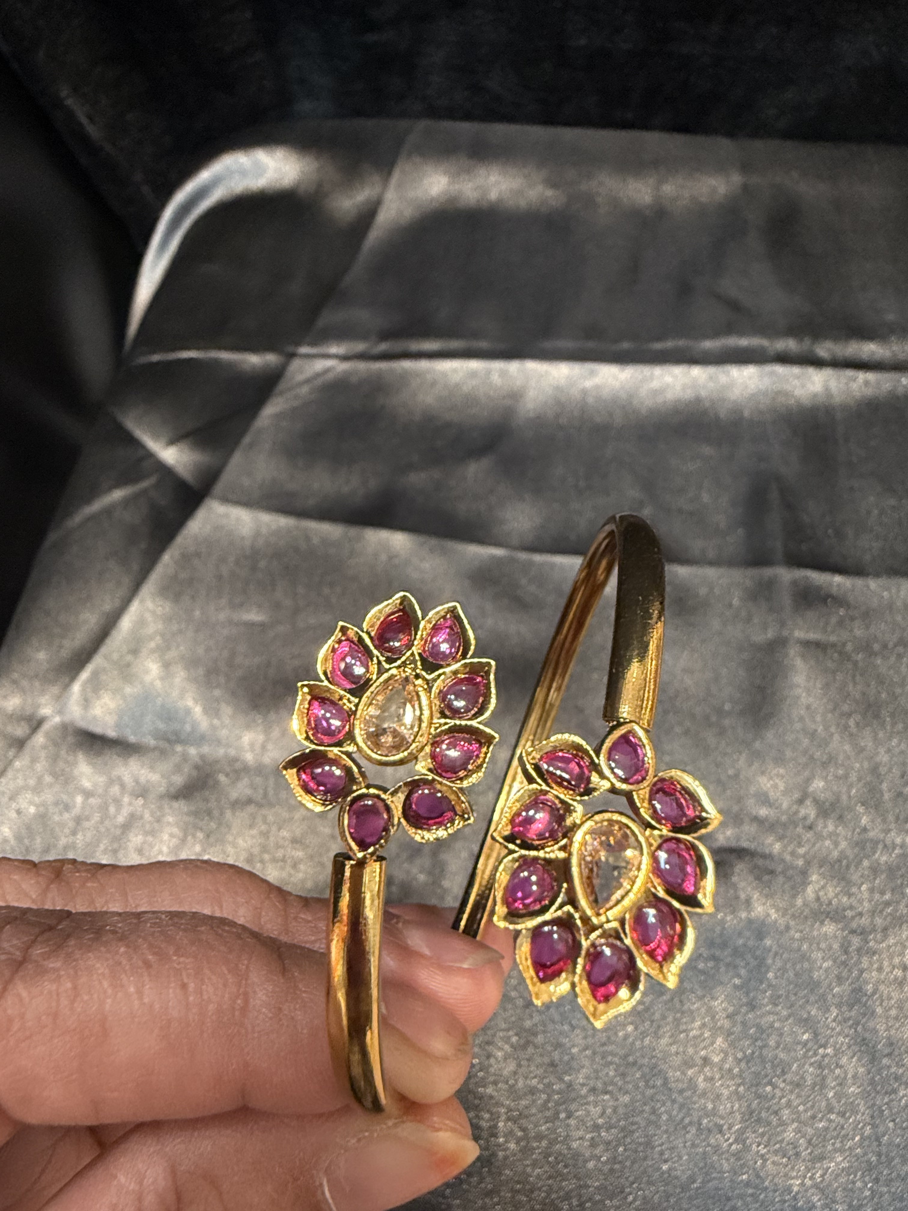 Elegant Gold Plated Pink Stone Bracelet with Floral Design - Perfect for Women's Fashion, Gift Giving & Special Occasions