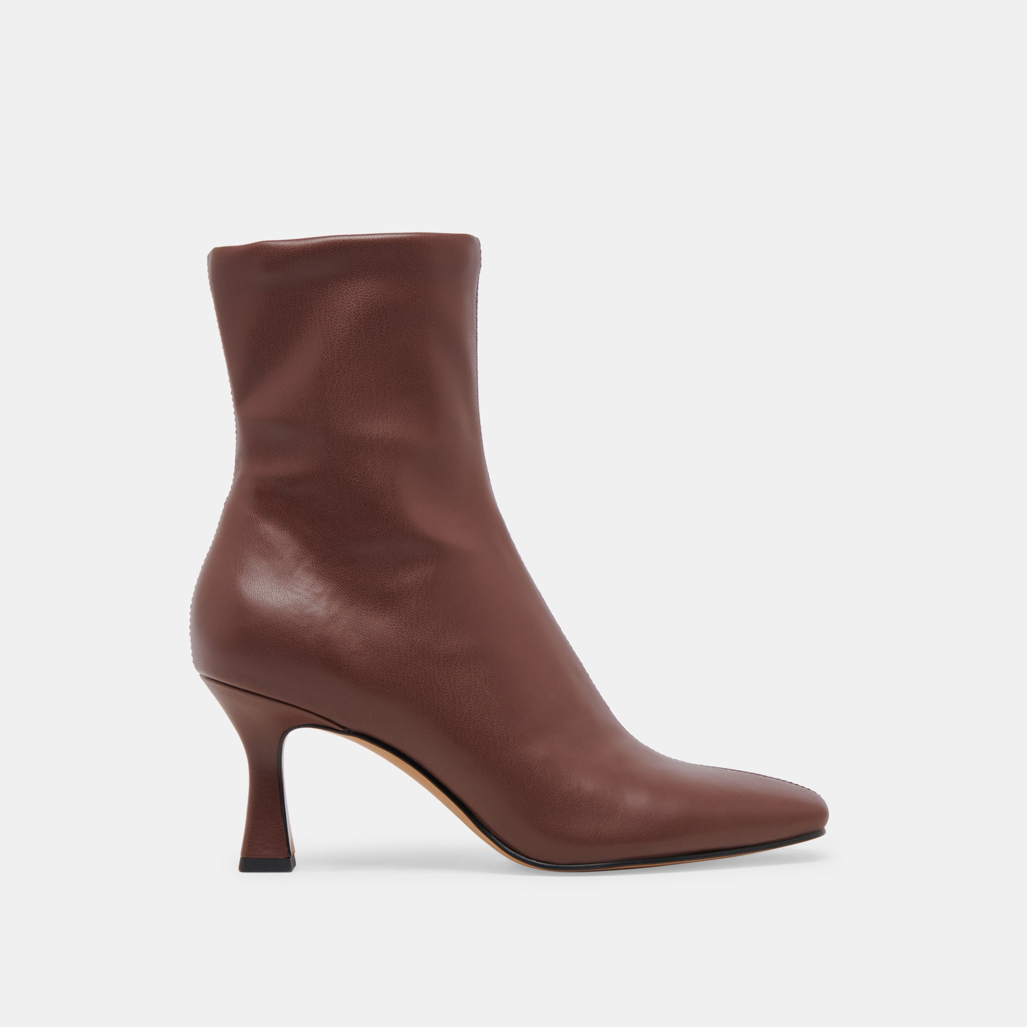 GLAMOR BOOTS CHOCOLATE STELLA - Stylish Women's Winter Boots for Fashion & Comfort | Perfect for Snow, Rain & Casual Outfits