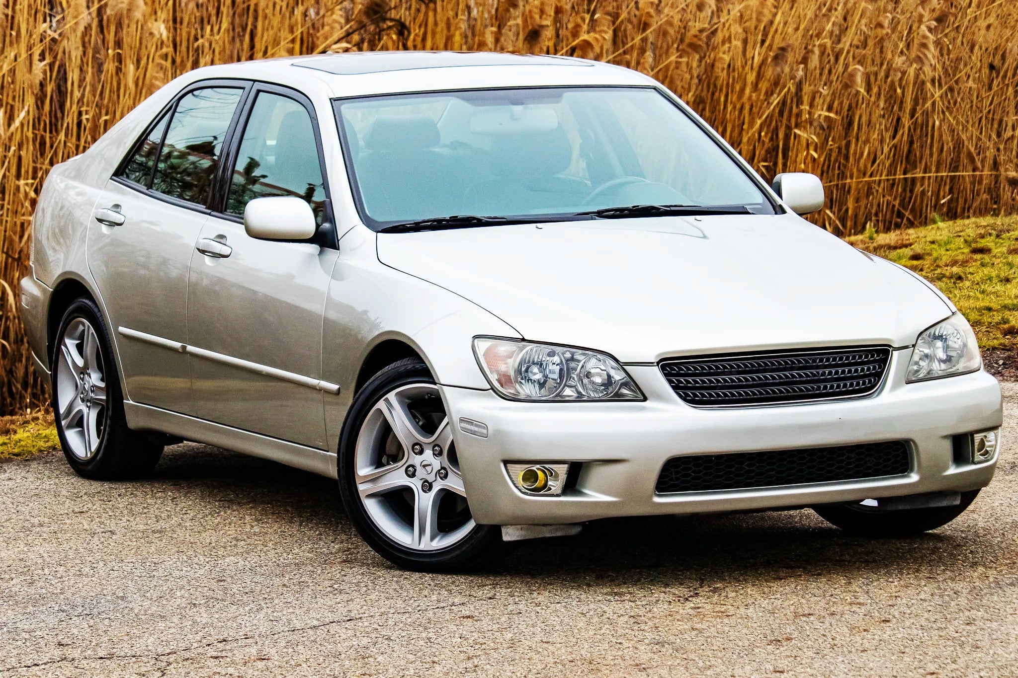 4pc Clear Lens White Full LED Front & Rear Side Markers for 2001-2005 Lexus IS300 - Upgrade Your Car Lighting for Night Driving & Enhanced Visibility