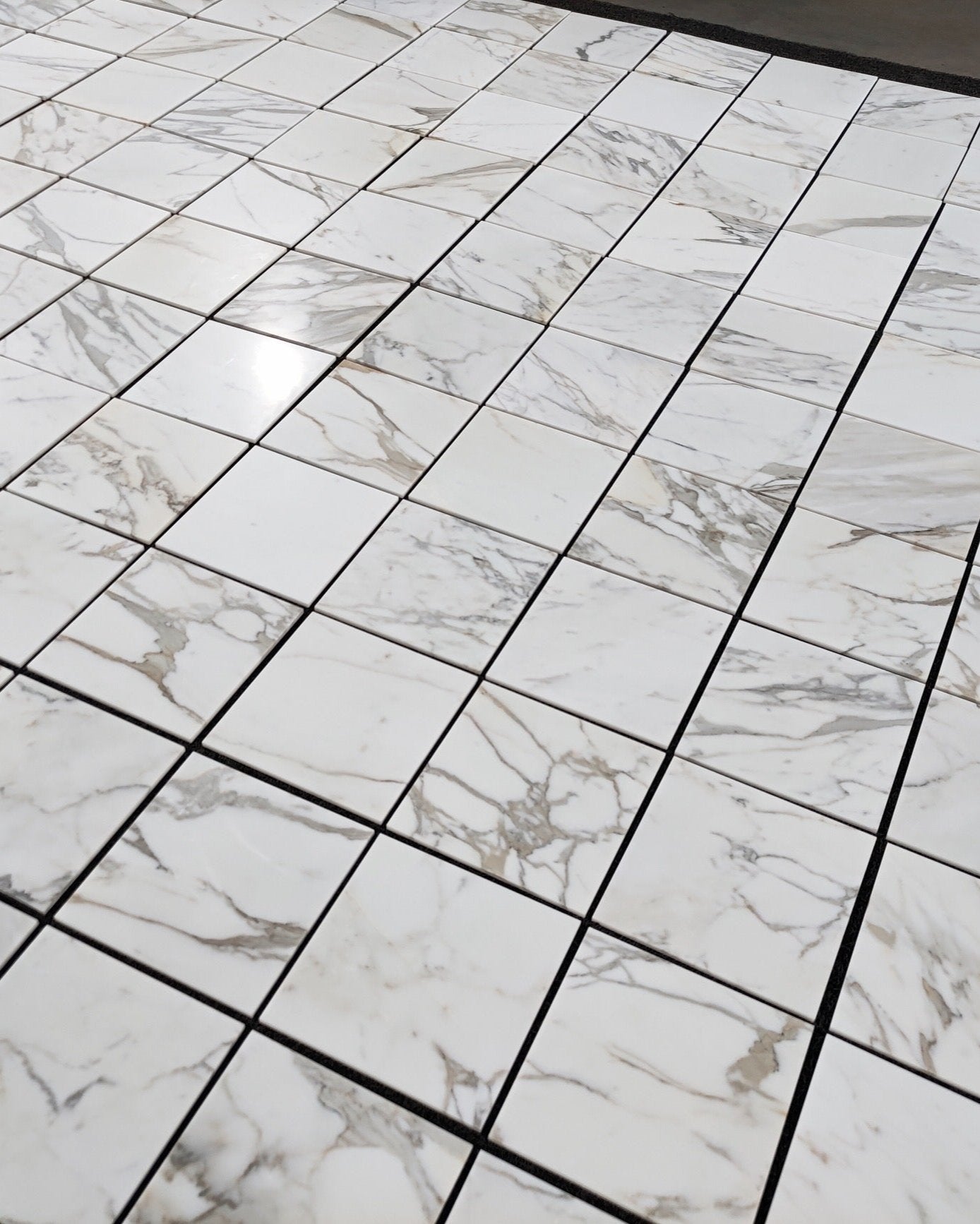 Premium Calacatta Gold Marble Tile 12x12 Inches - Polished or Honed Finish for Kitchen Backsplash, Bathroom Flooring & Luxury Home Decor