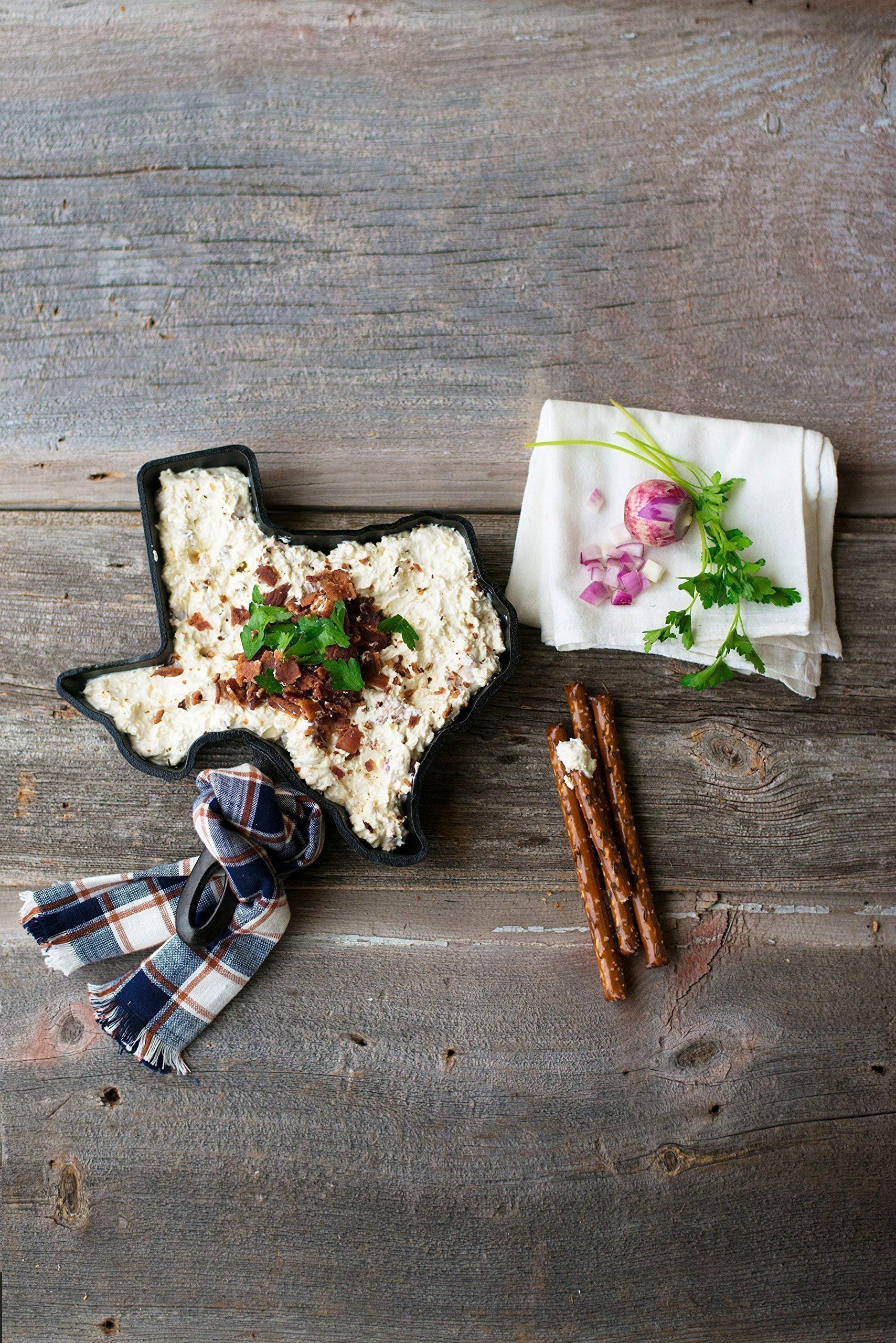 Texas Pre-Seasoned Cast Iron Skillet - Heirloom Quality, Made in USA | Perfect for Camping, Grilling & Outdoor Cooking
