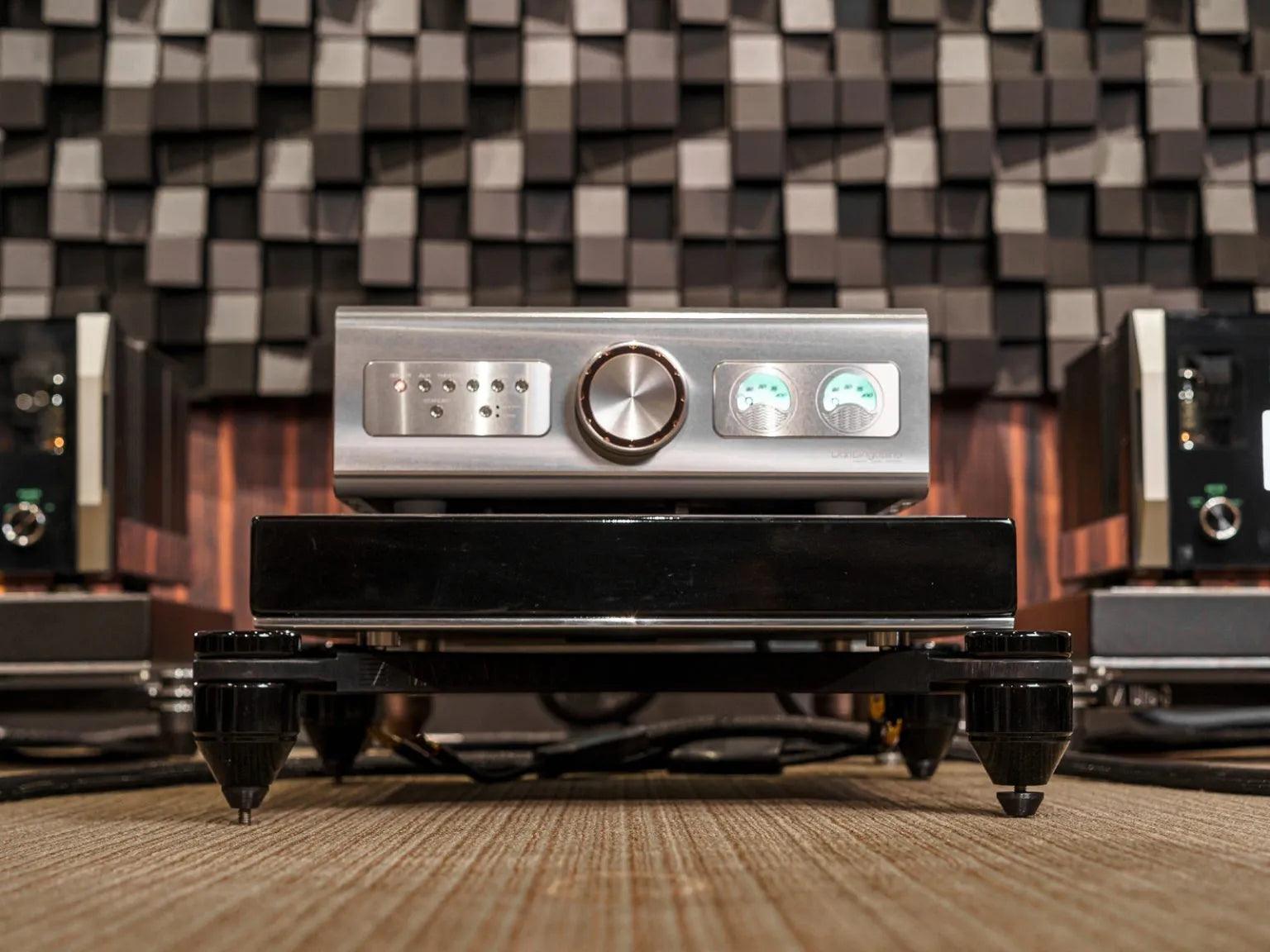Critical Mass Systems Maxxum - Premium Audio Rack & Equipment Stand for Studio & Home Theater - High-End Vibration Isolation & Stability for Audiophiles & Professionals