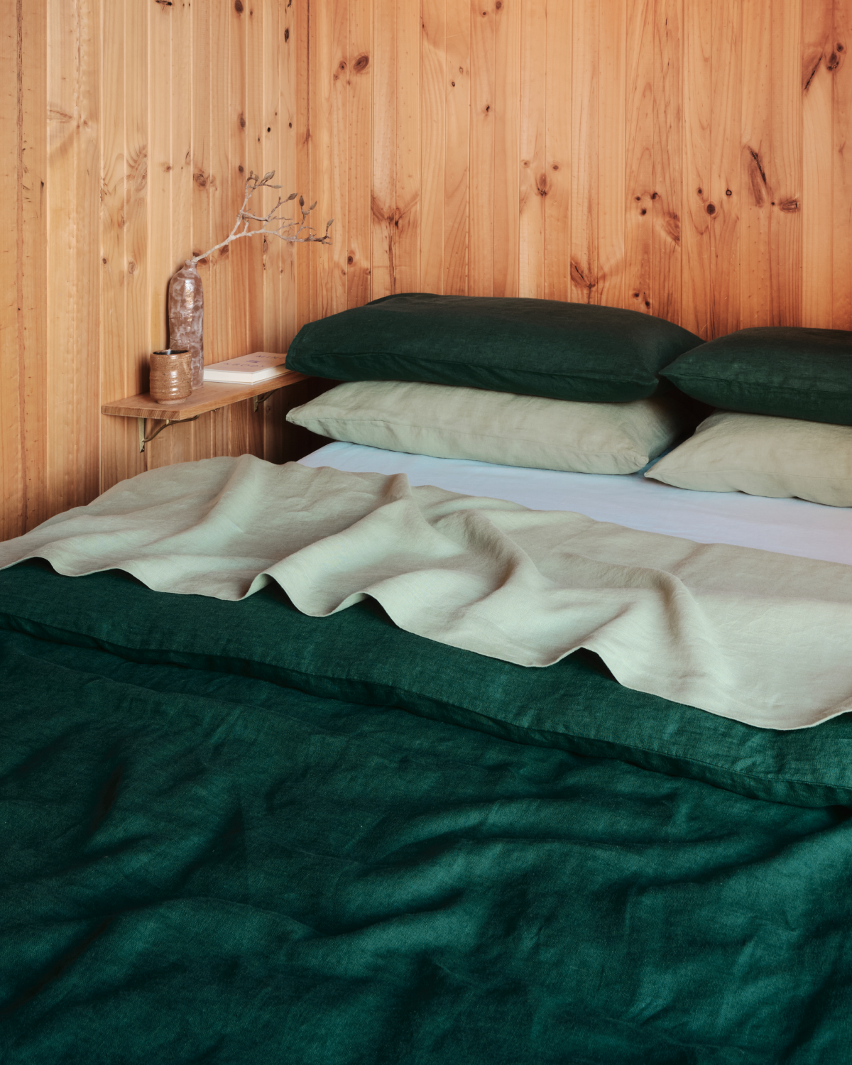 Forest Sage & Coast Bedding Set - Soft Luxury Duvet Cover & Pillowcases - Perfect for Cozy Bedrooms & Guest Rooms