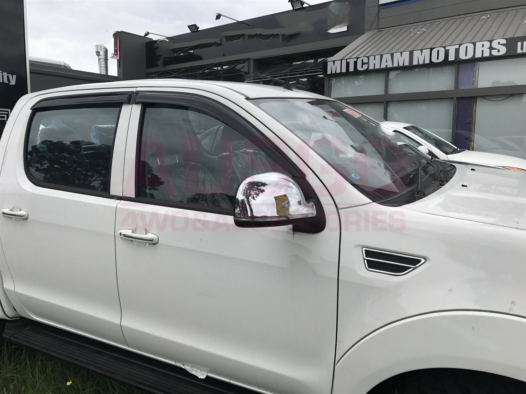 Premium Weather Shields for Foton Tunland 2013-Present | Durable Rain Guards & Window Deflectors | Perfect for Off-Road Adventures & All-Weather Protection