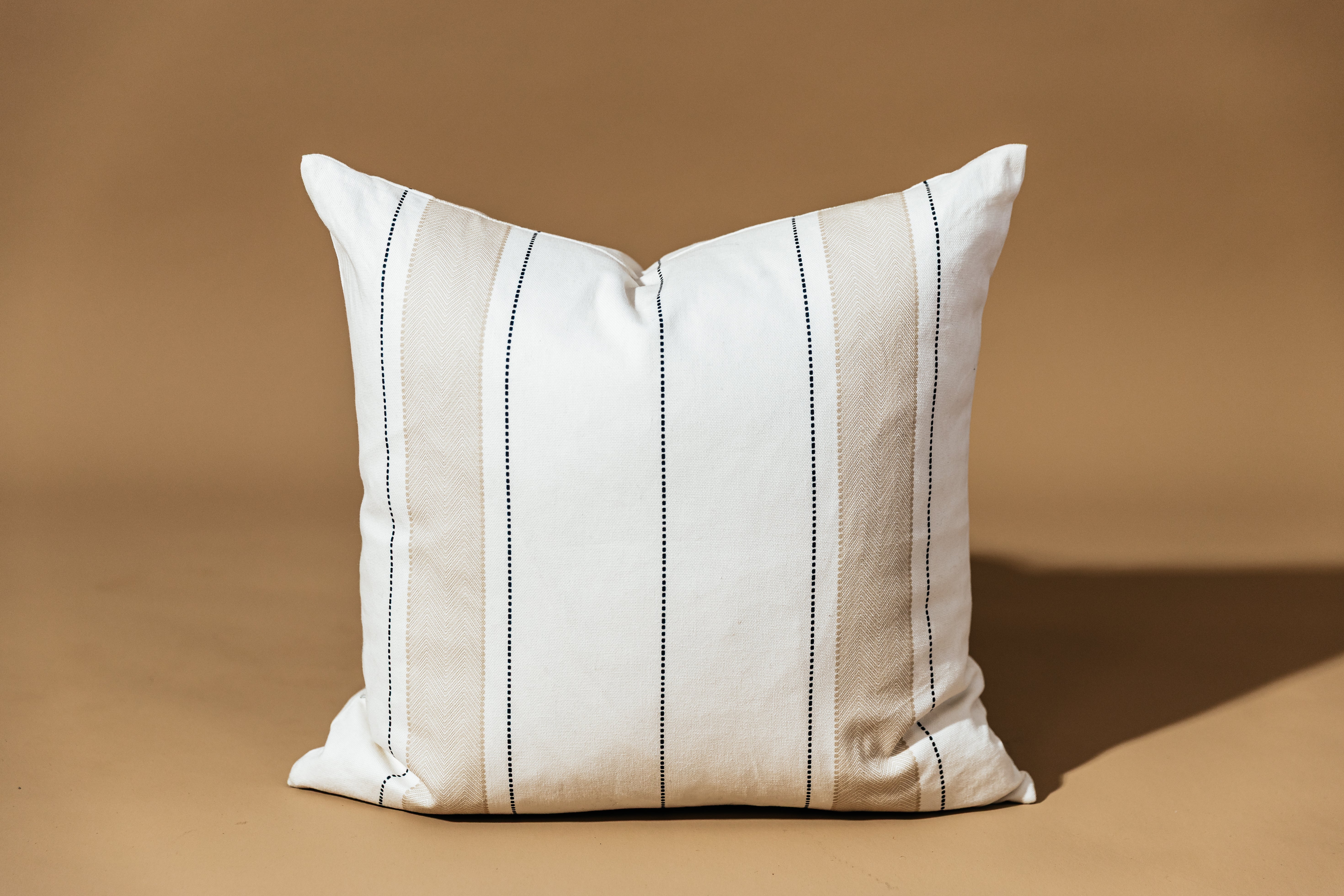 Premium Ryan Medium Pillow Cover - Soft & Breathable Cotton Linen Blend - 18x18 Inches - Perfect for Living Room, Bedroom & Sofa Decor