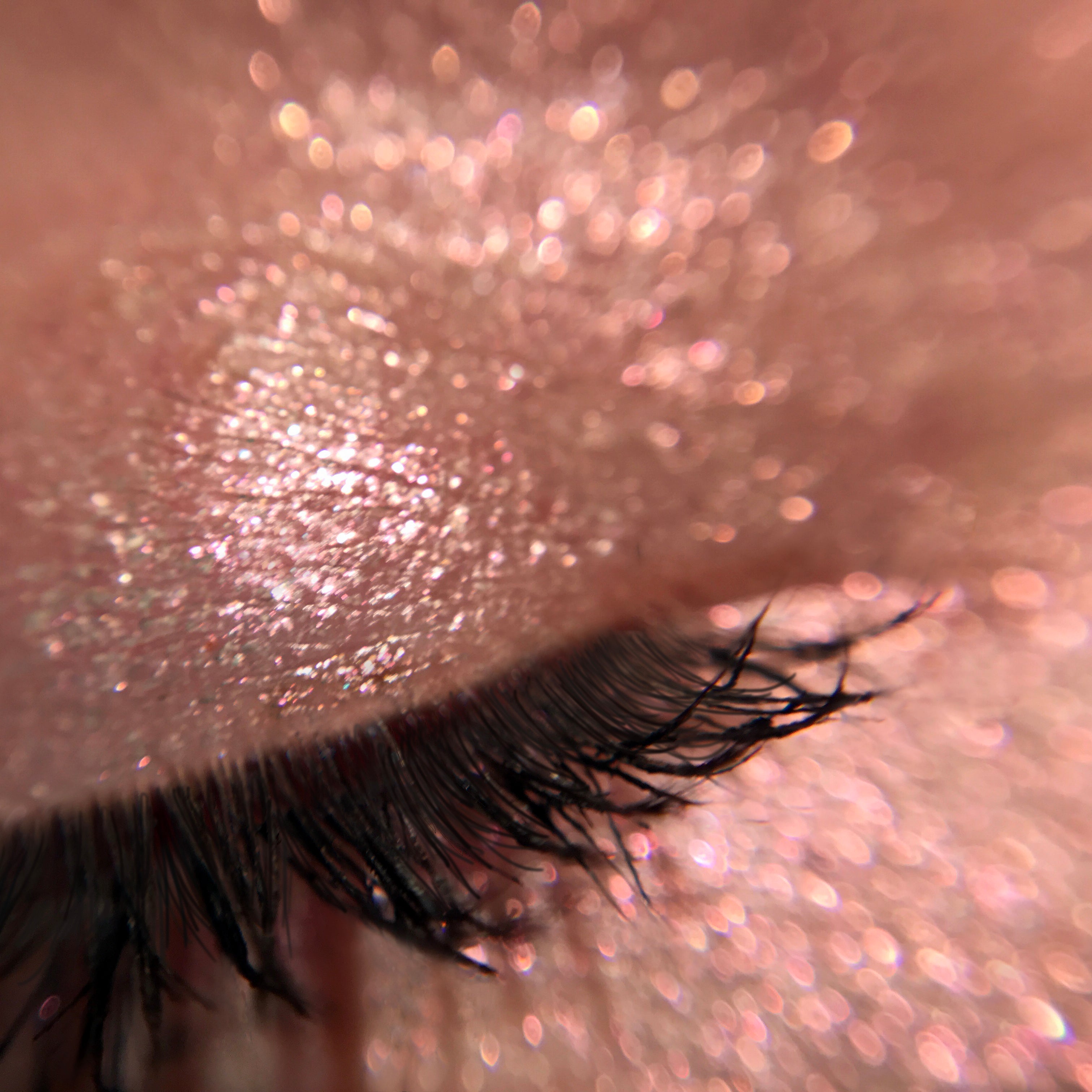 Celestial Sphere Gelée Eye Gloss - Shimmering Vegan Eye Makeup for Day & Night - Perfect for Parties, Date Nights & Special Occasions