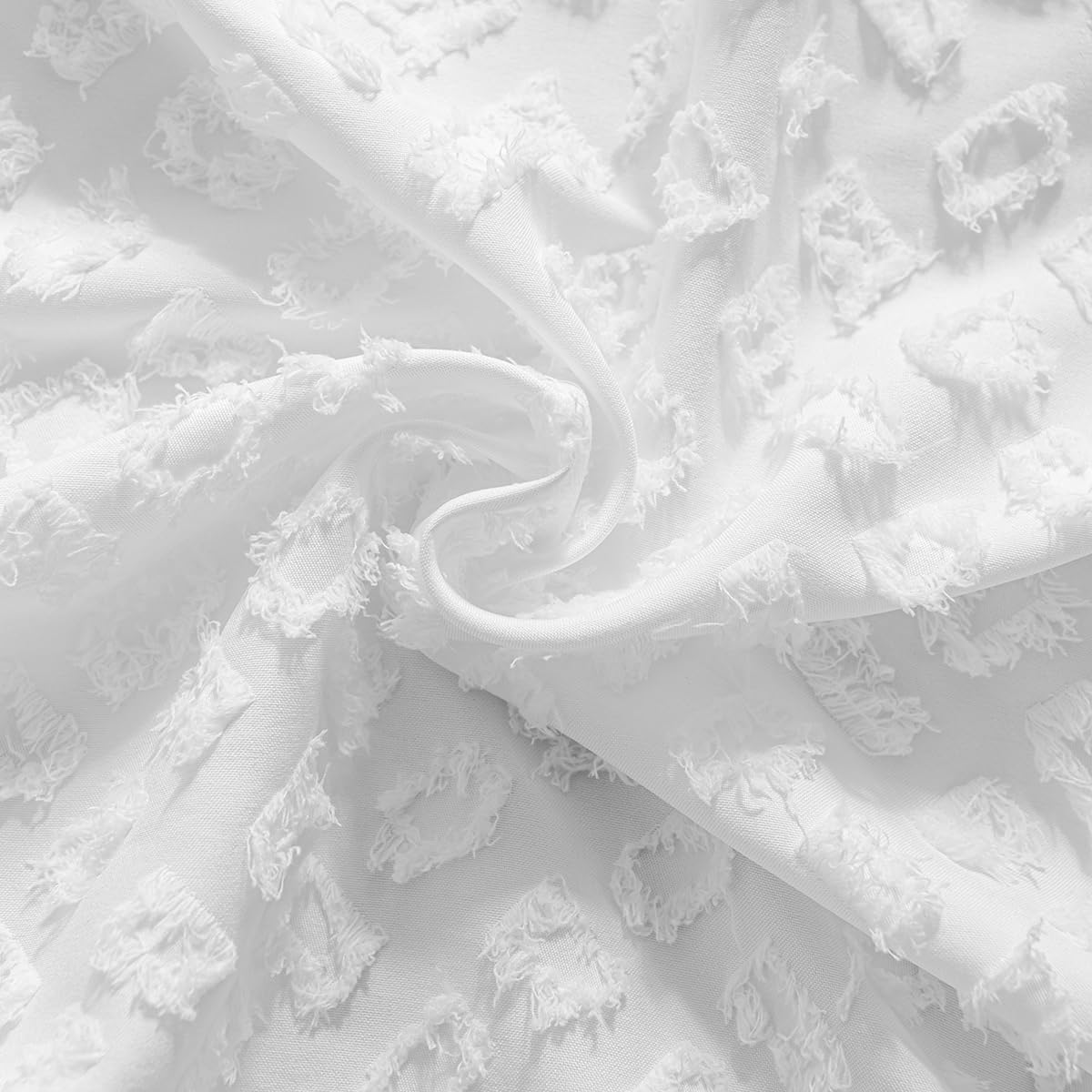 Boho Queen Size Bed Skirt - 14 Inch Drop Tufted Ruffled Bed Skirt with Split Corners | White Bed Skirt for Queen Beds | Perfect for Boho Chic, Farmhouse & Modern Bedroom Decor
