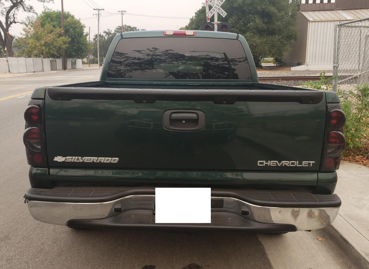 Smoked Black Tail Lights for 1999-2006 Chevrolet Silverado & 1999-2003 GMC Sierra - Upgrade Your Truck's Rear Style for Night Driving and Enhanced Visibility