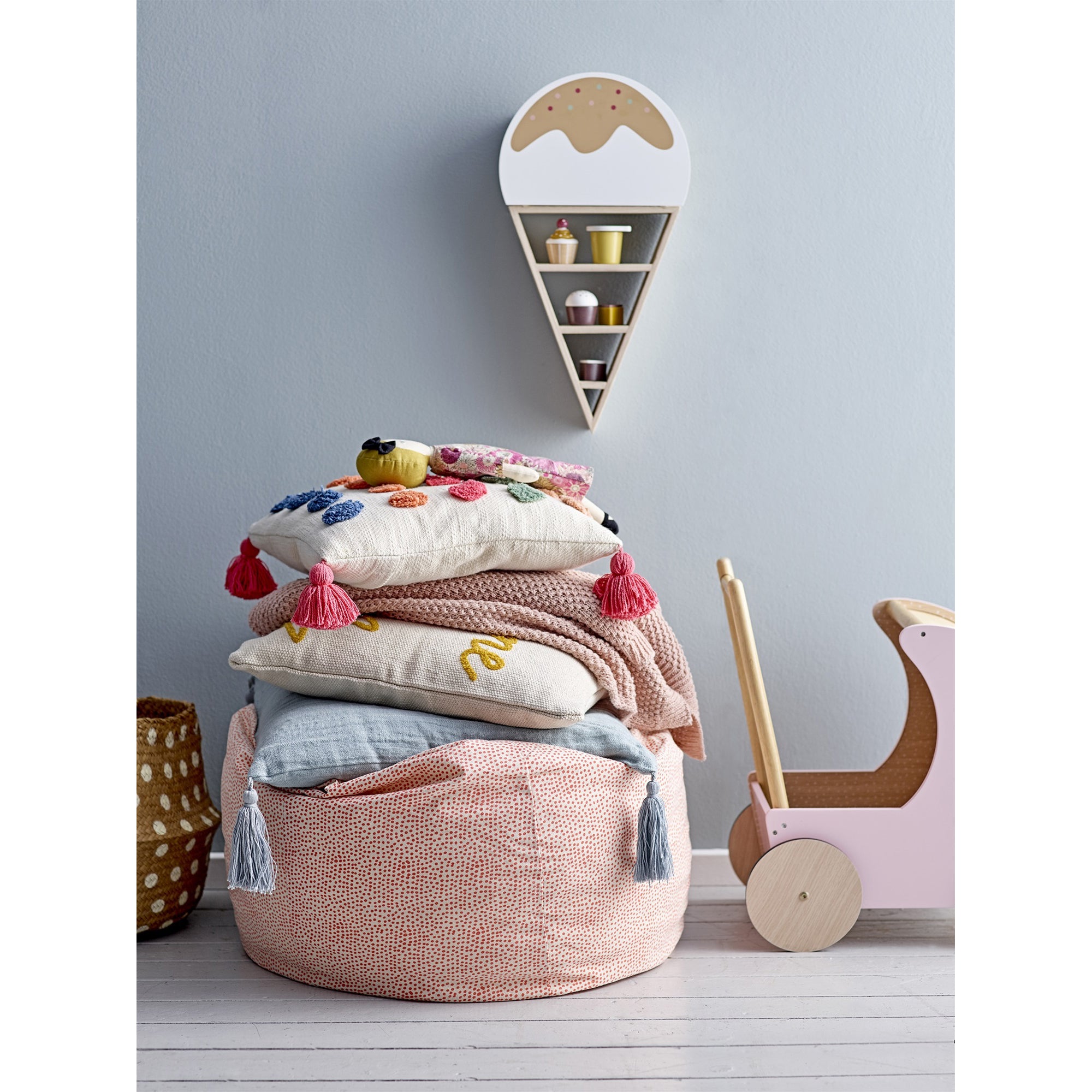 Bloomingville Ice Cream Shelf - Natural Wood Wall Shelf for Kitchen & Dining Room Decor - Perfect for Displaying Desserts, Treats & Home Decor Accessories