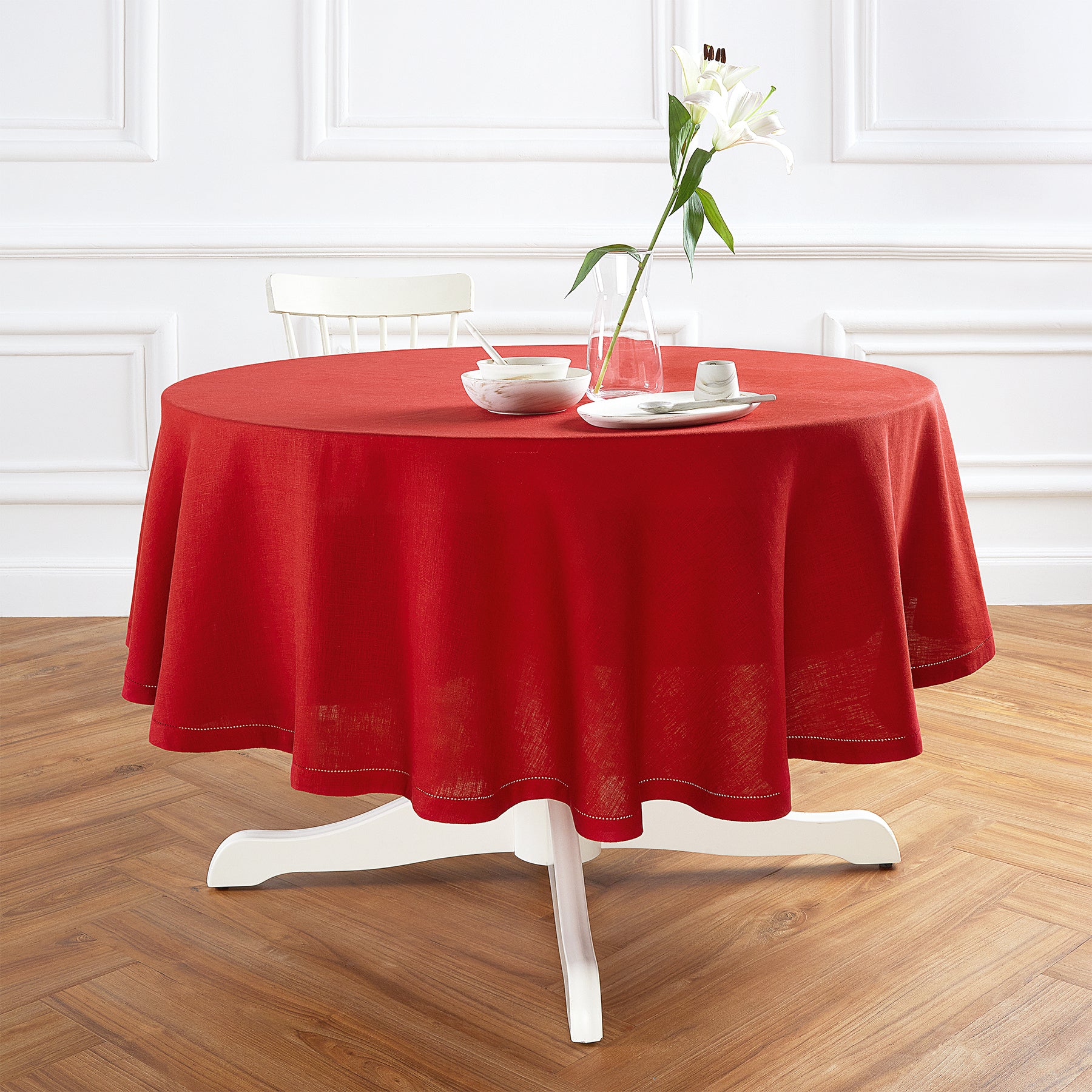 Sonoma Hemstitch Round Tablecloth - 60 Inch White Linen Table Cover for Dining, Parties & Special Events | Elegant & Durable Home Decor