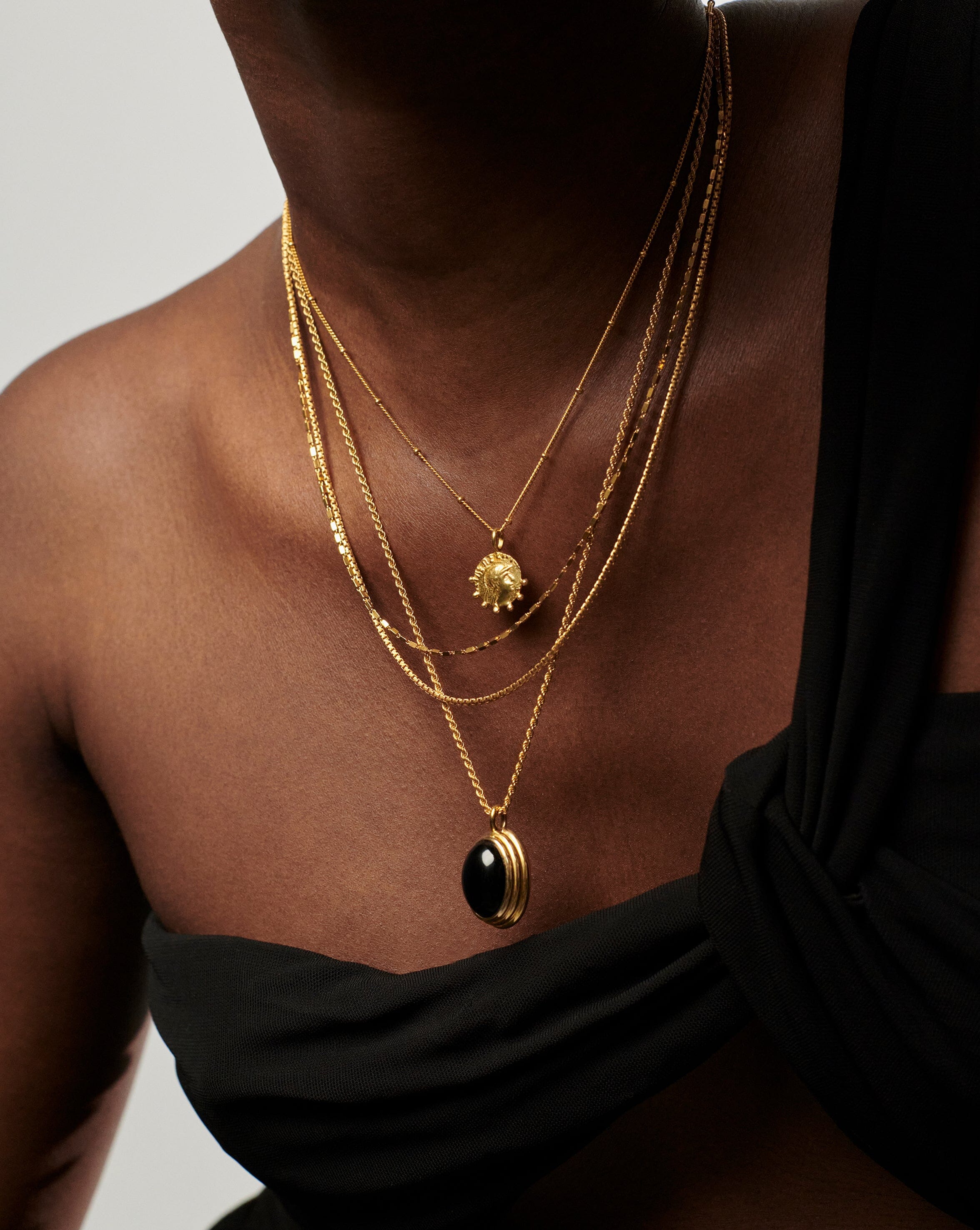 Lucy Williams Mini Beaded Coin Necklace - 18k Gold Vermeil Pendant for Women | Elegant Layering Jewelry, Perfect for Everyday Wear, Date Nights & Special Occasions