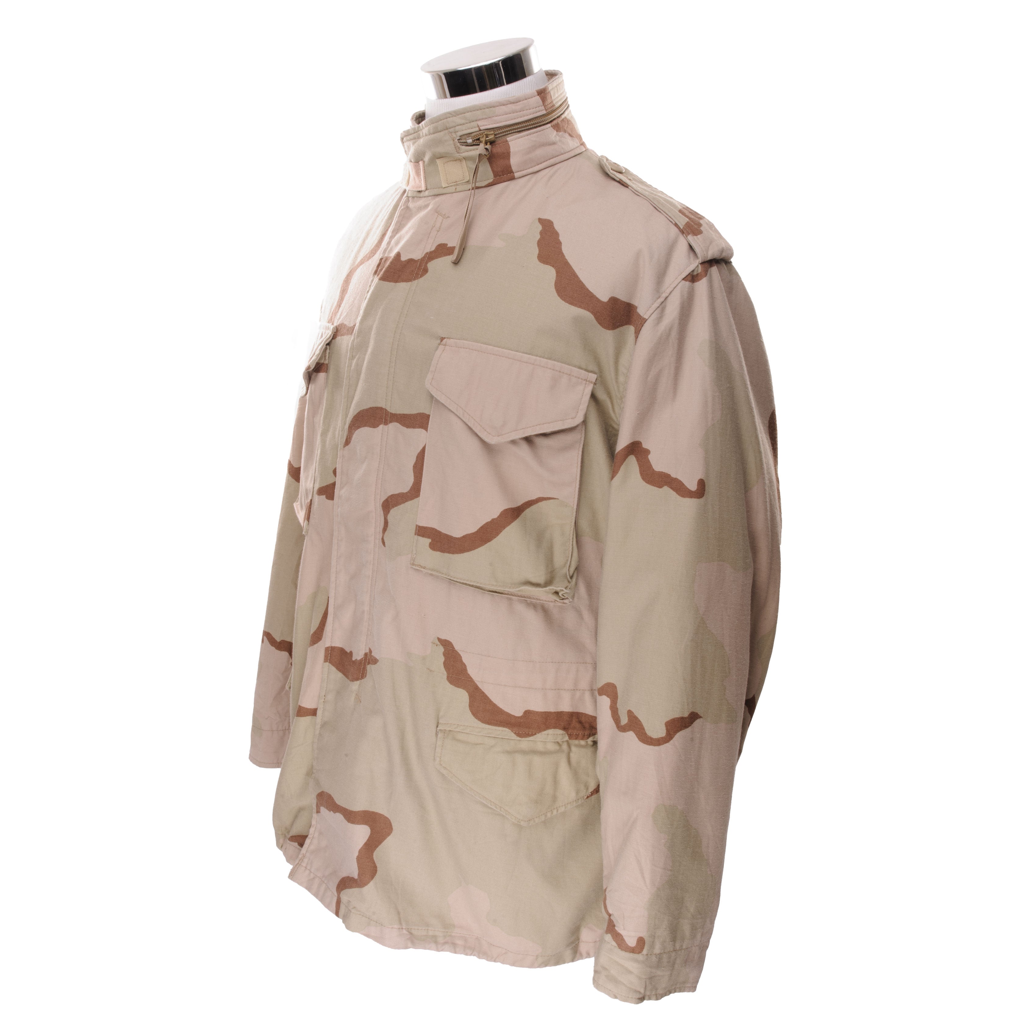 Vintage US Army M65 Field Jacket - Desert Camouflage Military Jacket (1999, Size Large Regular) | Authentic Army Surplus Outerwear for Outdoor Adventures, Hunting & Tactical Use
