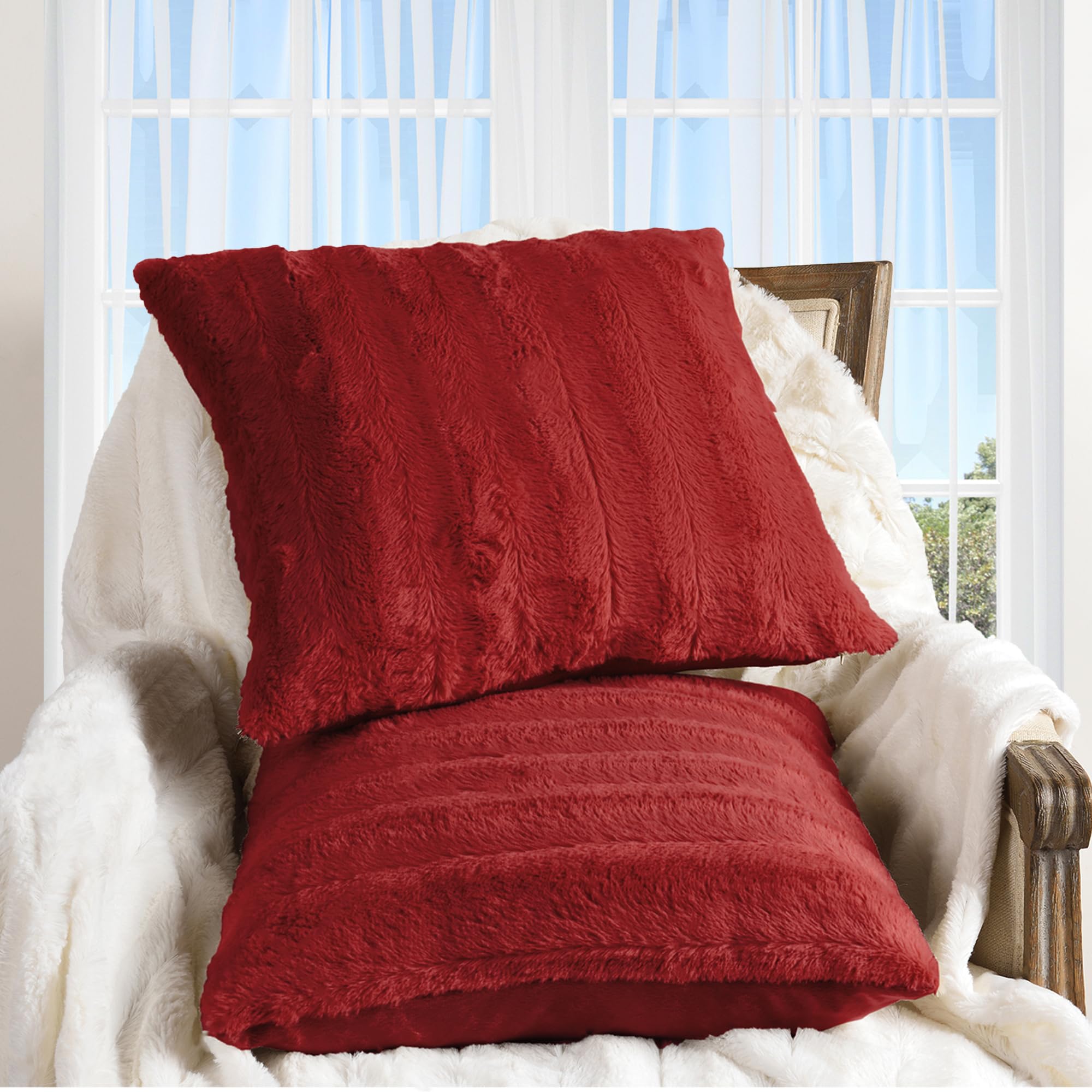Luxury Faux Fur Throw Pillows Set of 2 - 20x20 Inch Soft Decorative Couch Pillows for Bedroom & Living Room, Maroon Accent Pillows for Cozy Home Decor - Perfect for Sofa, Bed, Dorm or Gift