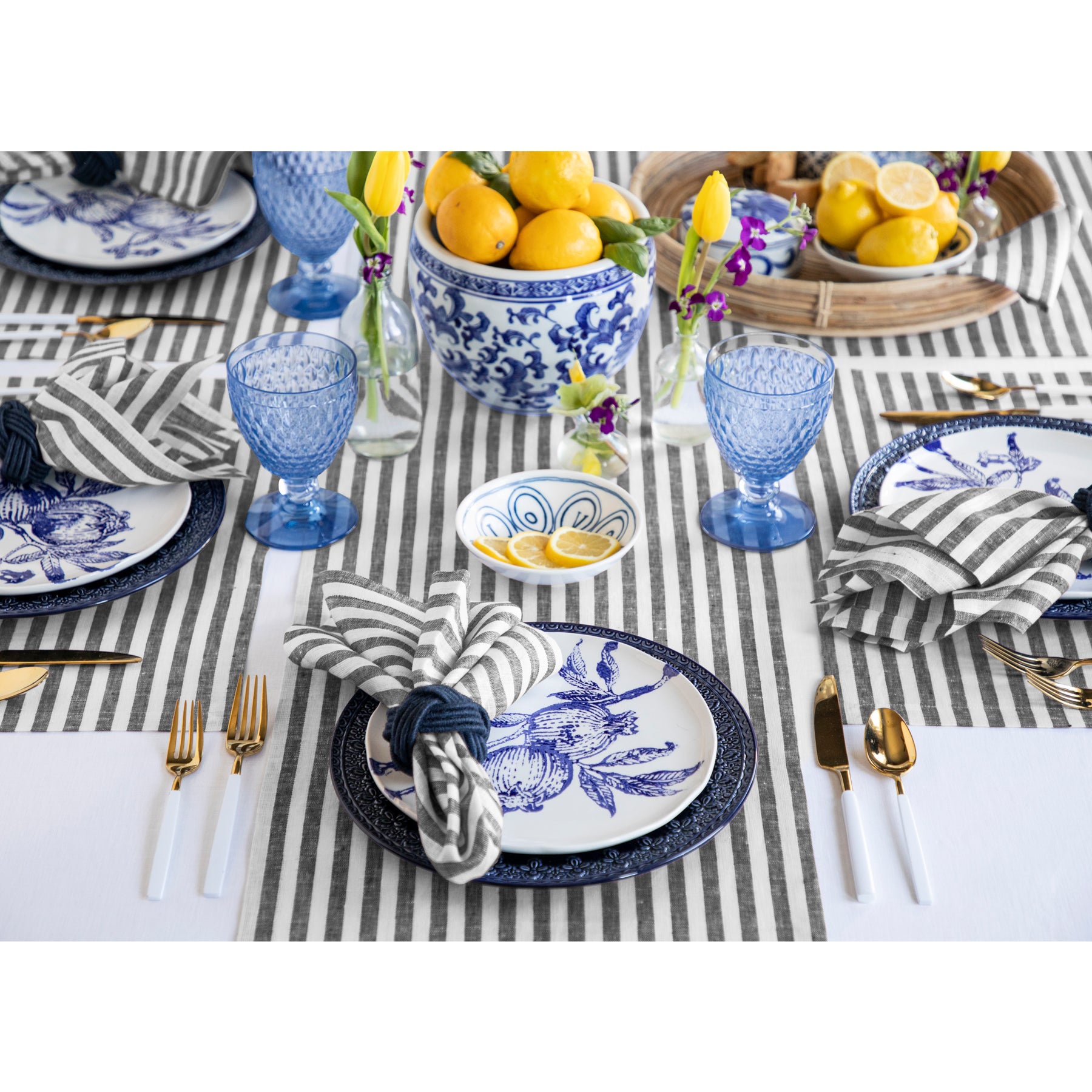 Amalfi Stripe Table Runner - Elegant Cotton Table Decor for Dining Room, Kitchen & Wedding - Perfect for Holiday Dinner Parties & Home Decor