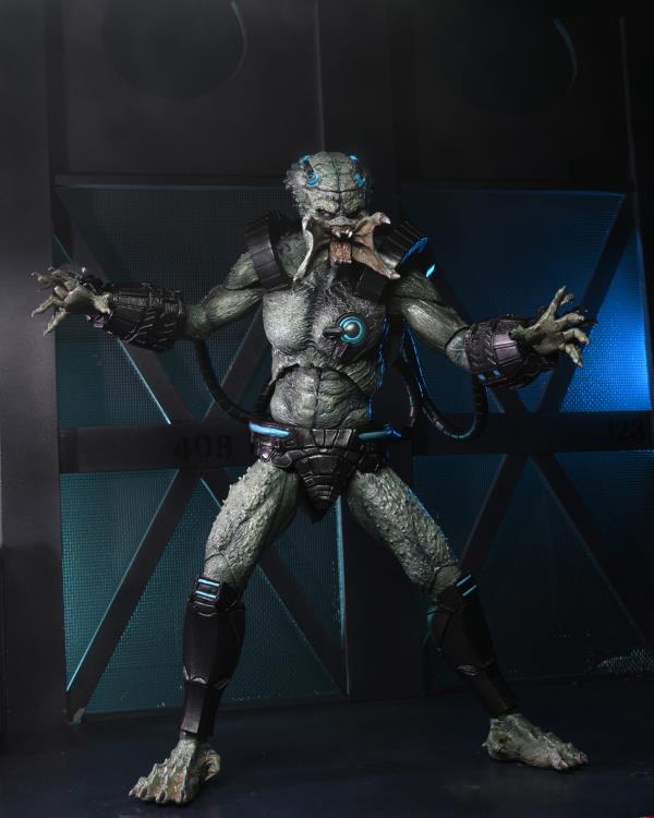 Predator: Concrete Jungle - Ultimate Stone Heart Action Figure | Collectible Movie Character Model for Fans & Display | Perfect for Home Decor, Office Display, and Gift Giving