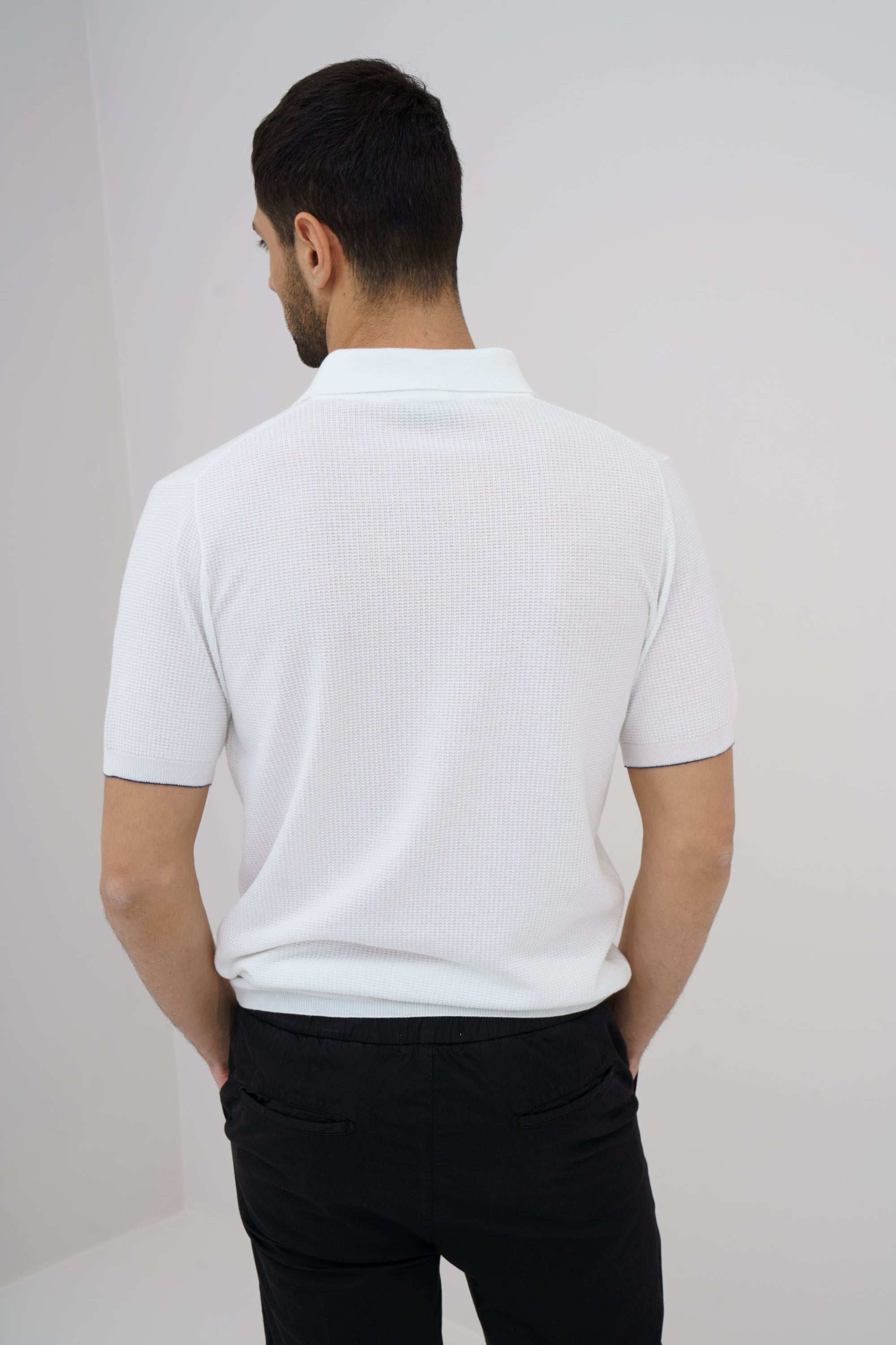 MCKINNON x FERRANTE Men's White Short Sleeve Buttonless Polo Shirt - Breathable Casual Top for Golf, Office & Summer Outings