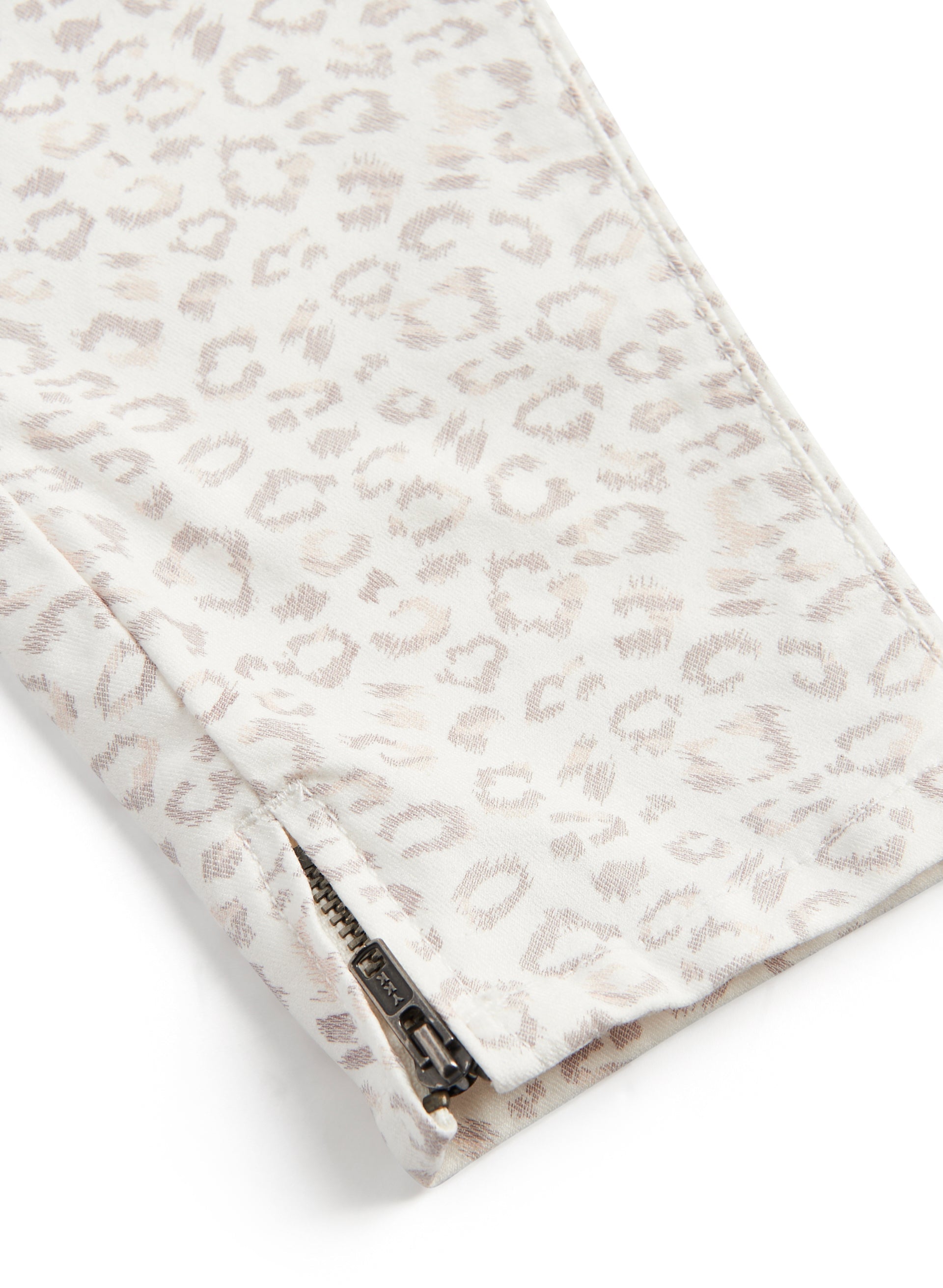 Charlie B Women's Animal Print Stretch Skinny Jeans - High Waisted Comfort Denim Pants for Casual Wear & Night Out