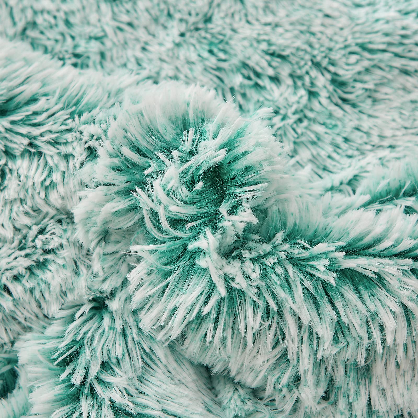 Luxury Faux Fur Shaggy Fluffy Comforter Set - Twin Size Mixed Aqua & White, 3-Piece Plush Flannel Sherpa Backing Reversible Soft Microfiber Bedding - Super Warm Winter Comforter for Cozy Bedroom Decor & Guest Room Essentials