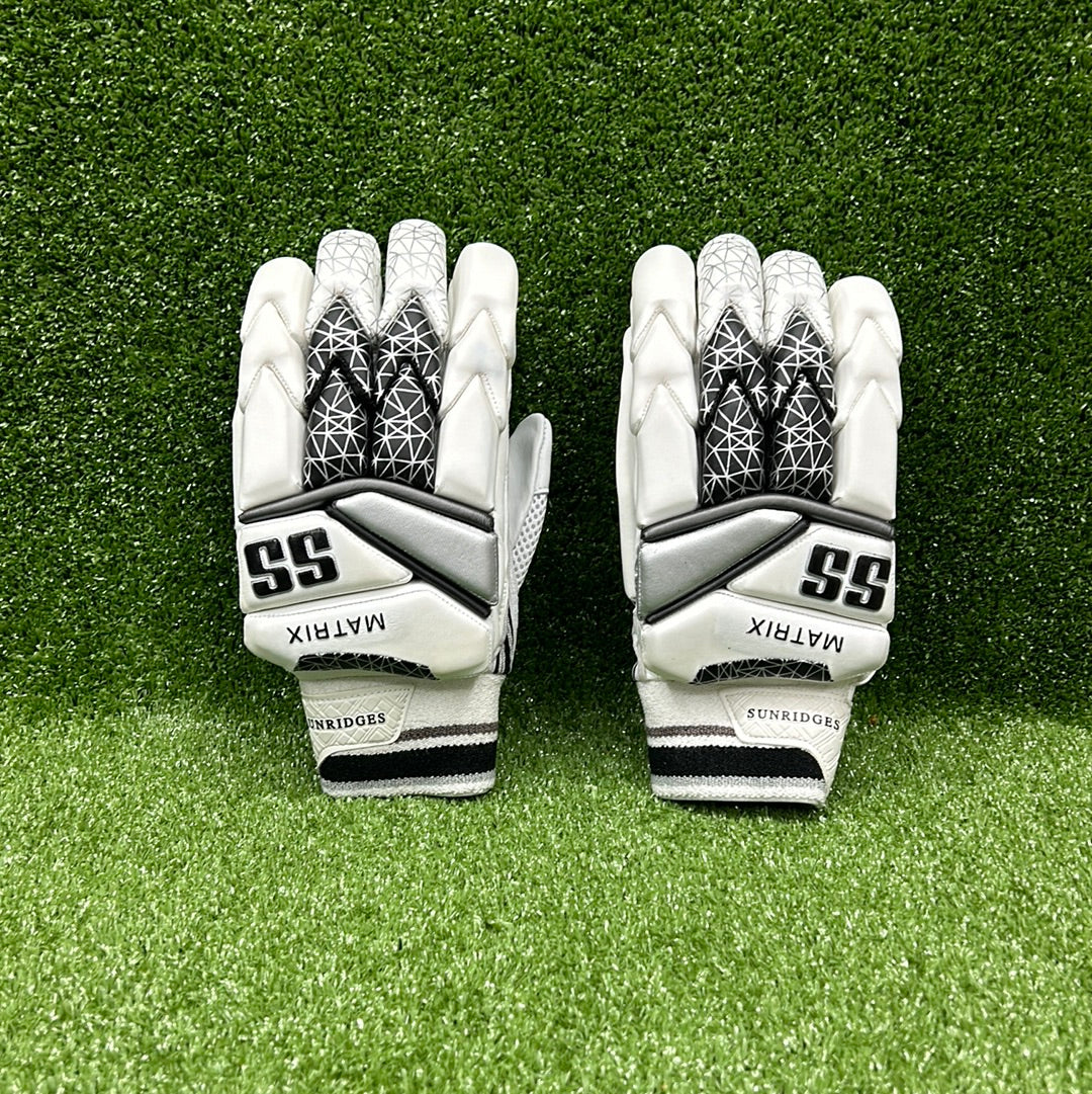 Premium SS Matrix Adult Cricket Batting Gloves - Lightweight & Protective for Cricket Players - Perfect for Practice & Match Play