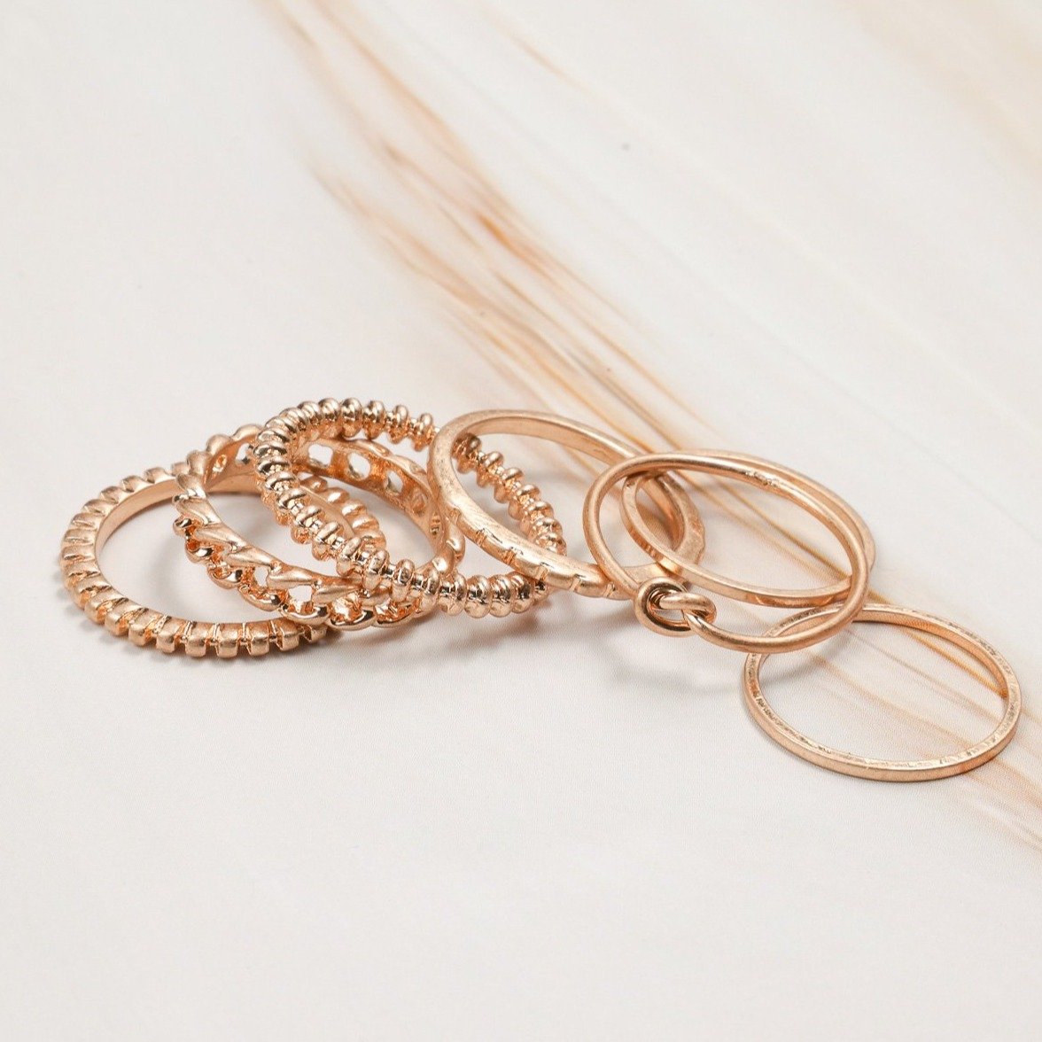 6-Piece Stackable Ring Set for Women - Elegant Gold & Silver Fashion Rings - Perfect for Daily Wear, Gifts & Special Occasions