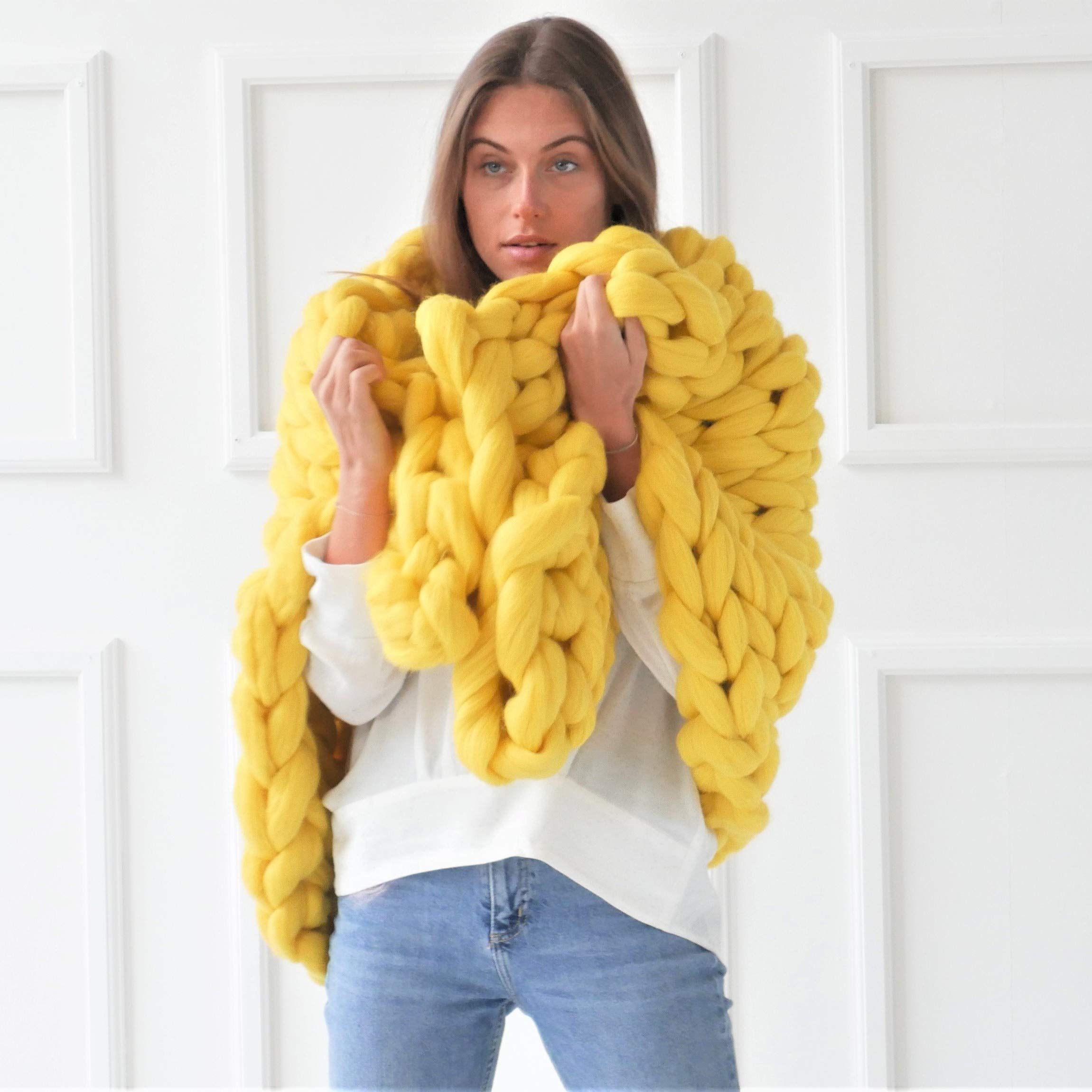 Chunky Knit Throw Blanket - 100% Merino Wool by Woolexperts | Ultra Soft & Warm Winter Blanket for Living Room, Bedroom & Cozy Home Decor