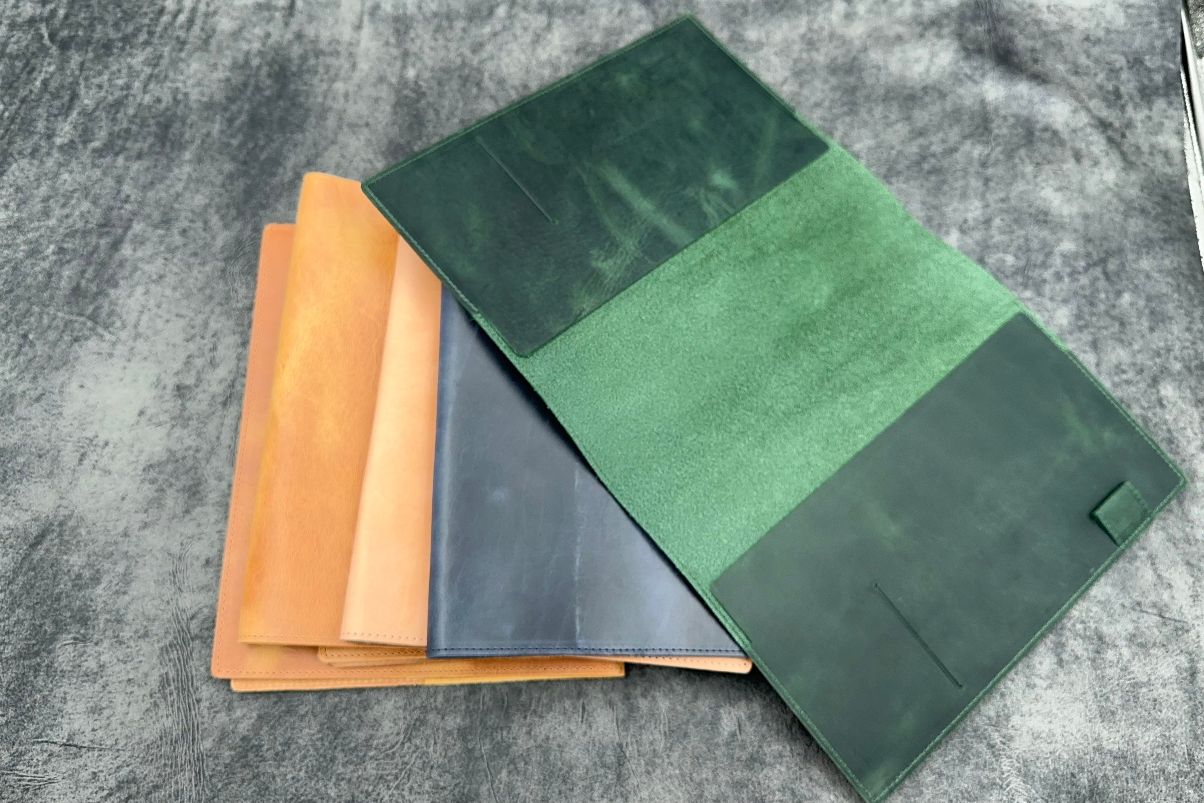 Slim B5 Notebook Cover - Multiple Colors (1025) - Lightweight & Durable for School, Office & Travel