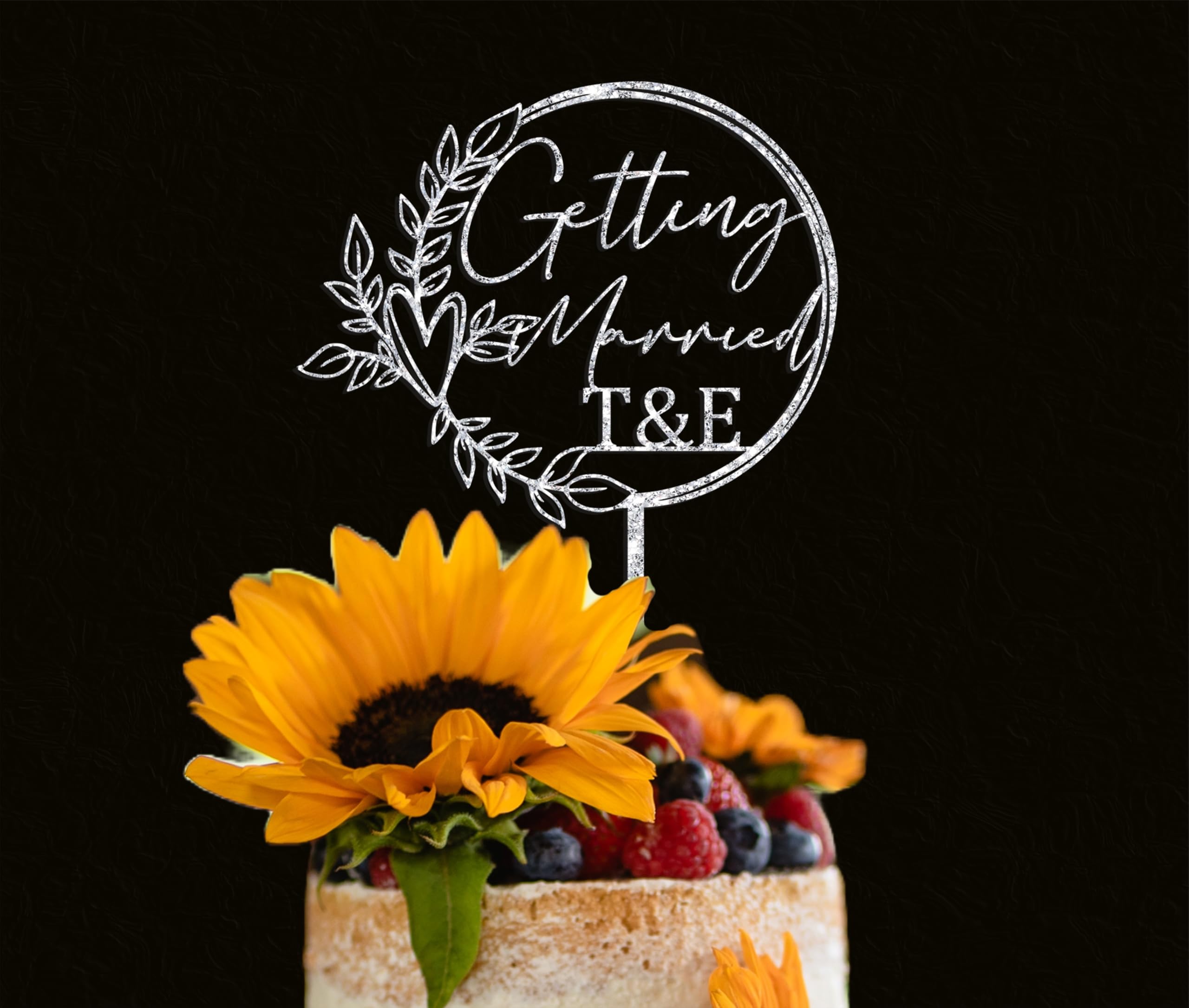 Rustic Wedding Cake Topper - Custom Script Cake Toppers for Wedding - Personalized Mr & Mrs Cake Topper - Perfect for Wedding Cakes, Anniversary Cakes & Special Celebrations