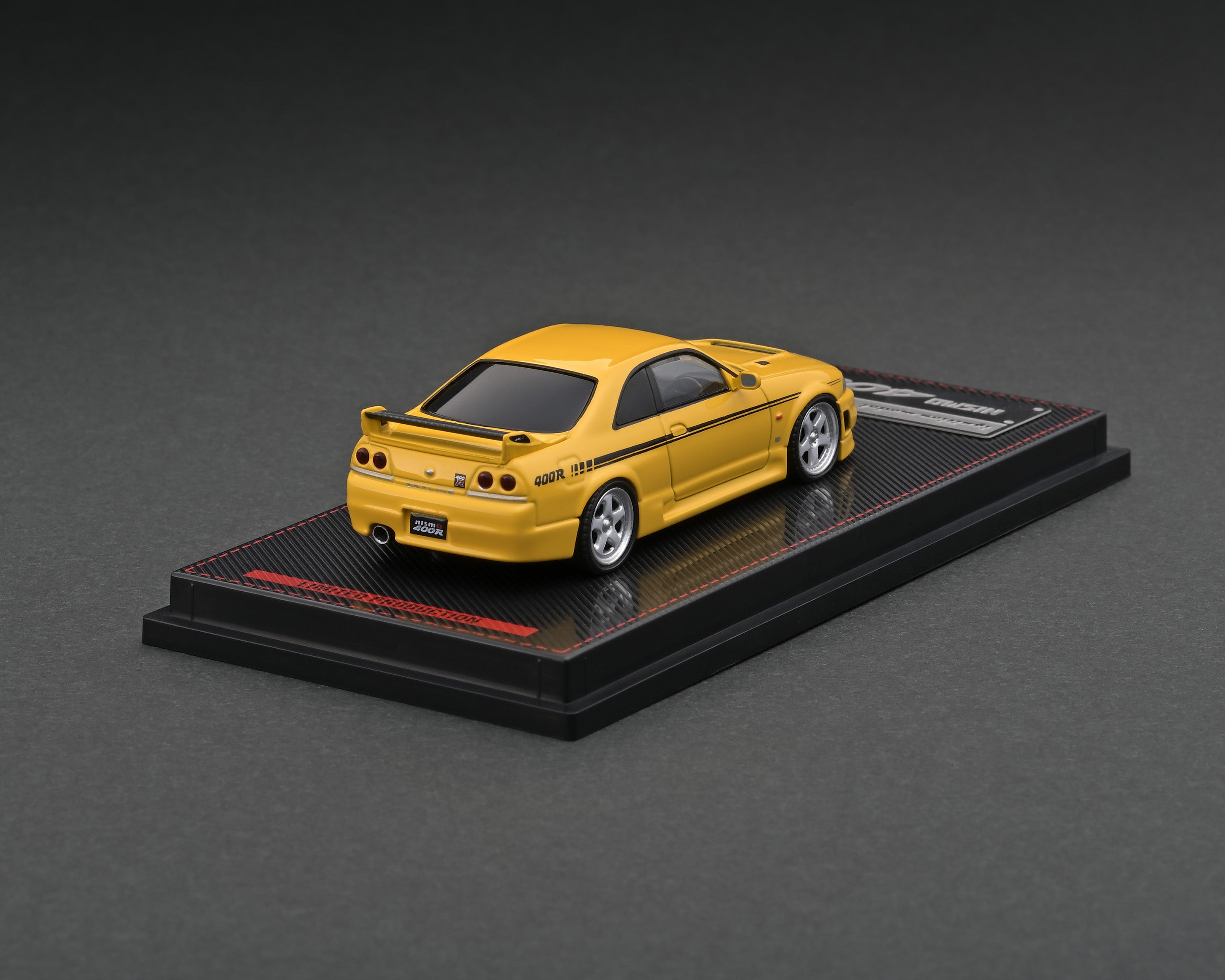 1:64 Scale Nissan Skyline GT-R (R33) 400R Diecast Model Car - Yellow Collectible Toy for Car Enthusiasts | Perfect for Display, Gifts, and Racing Collections