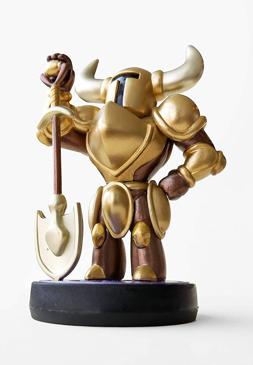 Shovel Knight Gold Edition - Nintendo Switch & Wii U Game with Exclusive Amiibo Figure | Adventure Platformer for Kids & Adults | Perfect for Gaming Collectors & Retro Fans