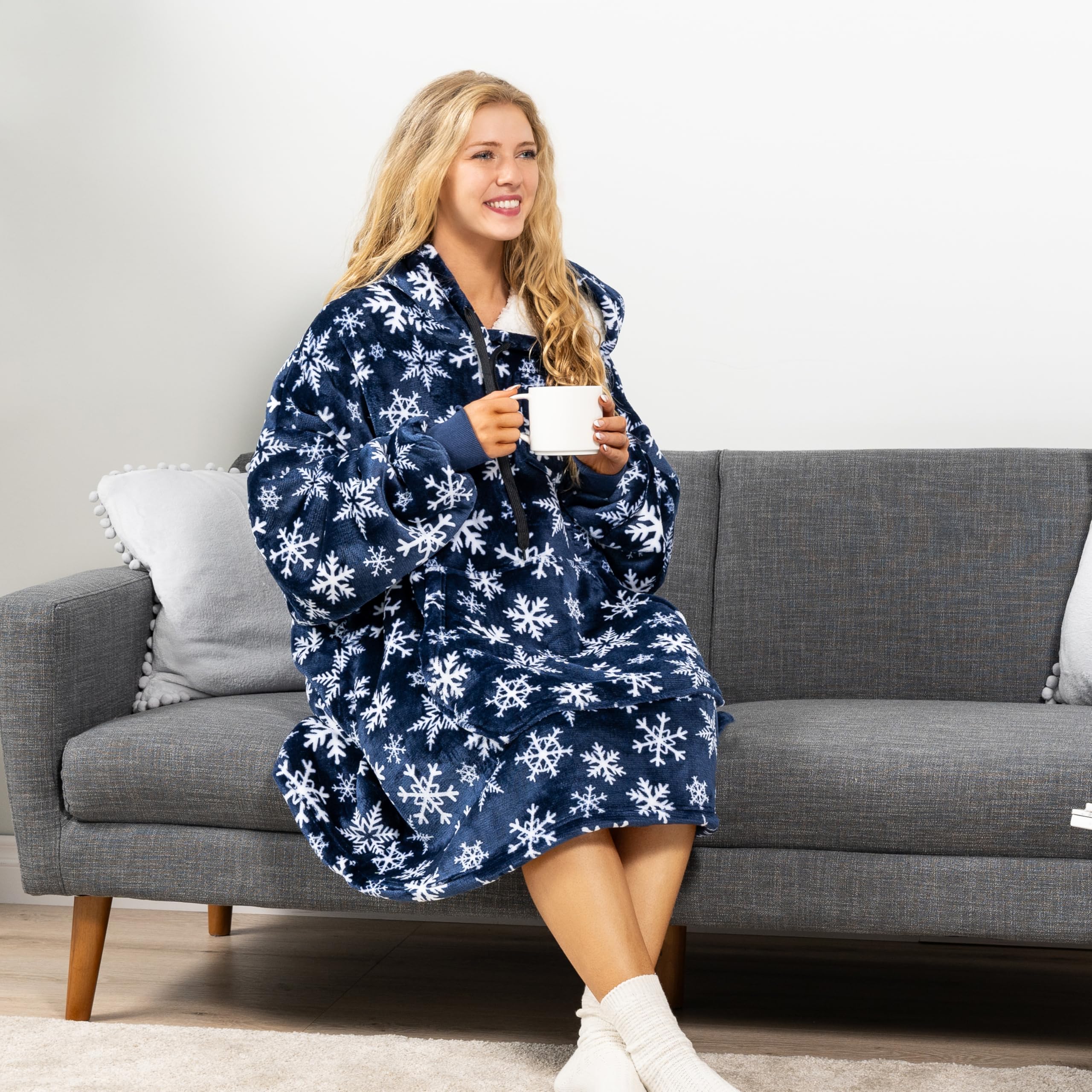 PAVILIA Wearable Blanket Hoodie for Women & Men - Sherpa Lined Oversized Sweatshirt Blanket with Hood | Cozy Fleece Lounge Wear for Home, Camping & Outdoor Activities