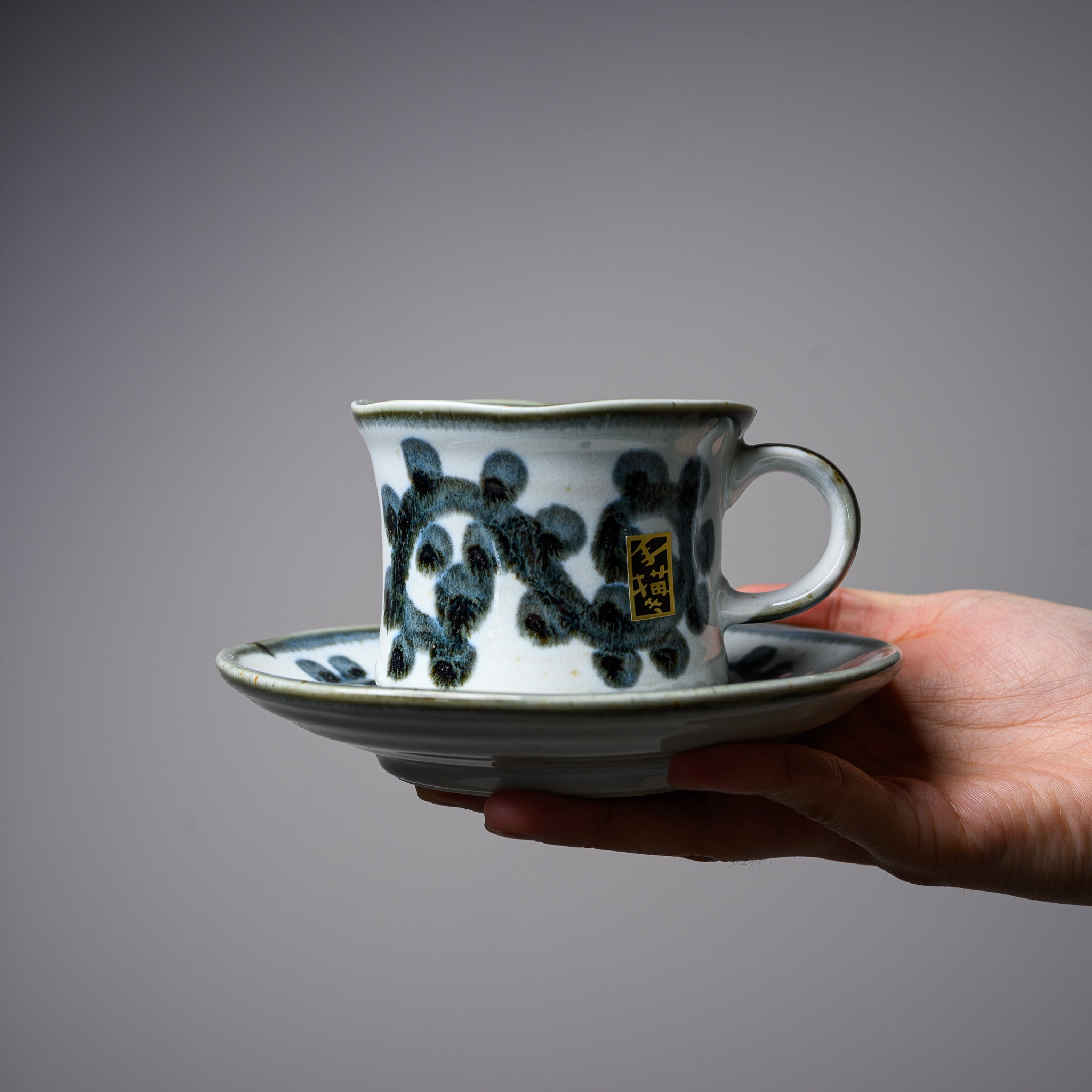 Hand-Painted Mino Ware Gosu Tako Cup and Saucer Set - Traditional Japanese Ceramic Tea Cup for Matcha, Coffee, or Dessert - Elegant Home & Cafe Tableware