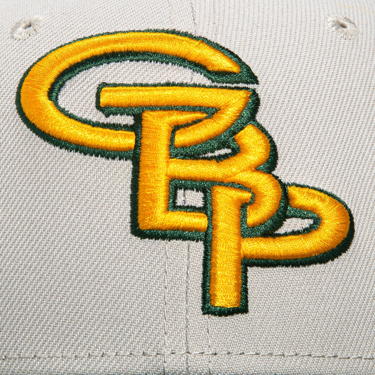 New Era 59Fifty Green Bay Packers Logo Patch Snapback Hat - Stone Dome Color - Official NFL Licensed Cap for Men & Women - Perfect for Game Day, Sports Events & Streetwear Fashion