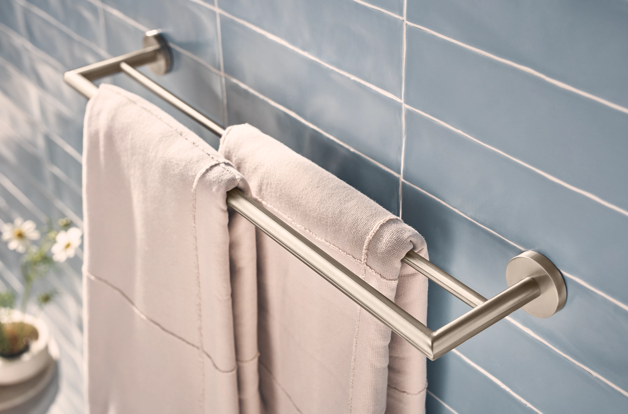 Arlys Double Towel Bar - Stainless Steel Bathroom Towel Holder for Hand & Bath Towels - Perfect for Bathroom, Spa, or Gym Organization