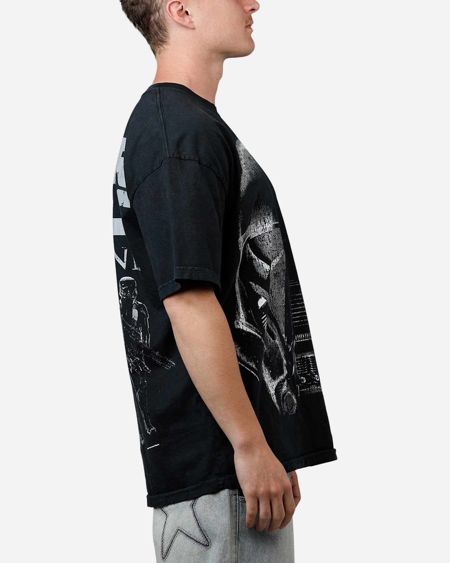 73 Studio Star Wars Death Trooper Vintage T-Shirt Black - Perfect for Cosplay, Gift Giving & Star Wars Fans