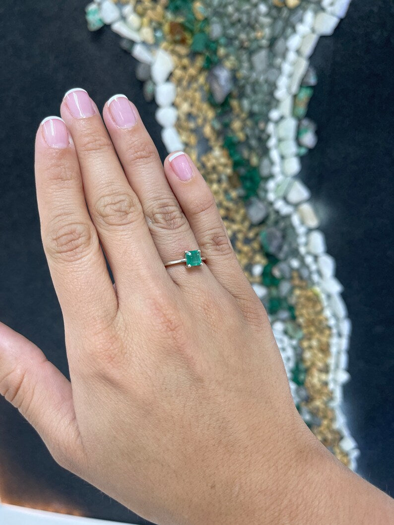 1.05ct SS Asscher Cut Lush Medium Green 4 Prong Emerald Sterling Silver Ring for Women | Elegant Vintage Jewelry Gift for Anniversary, Engagement & Special Occasions