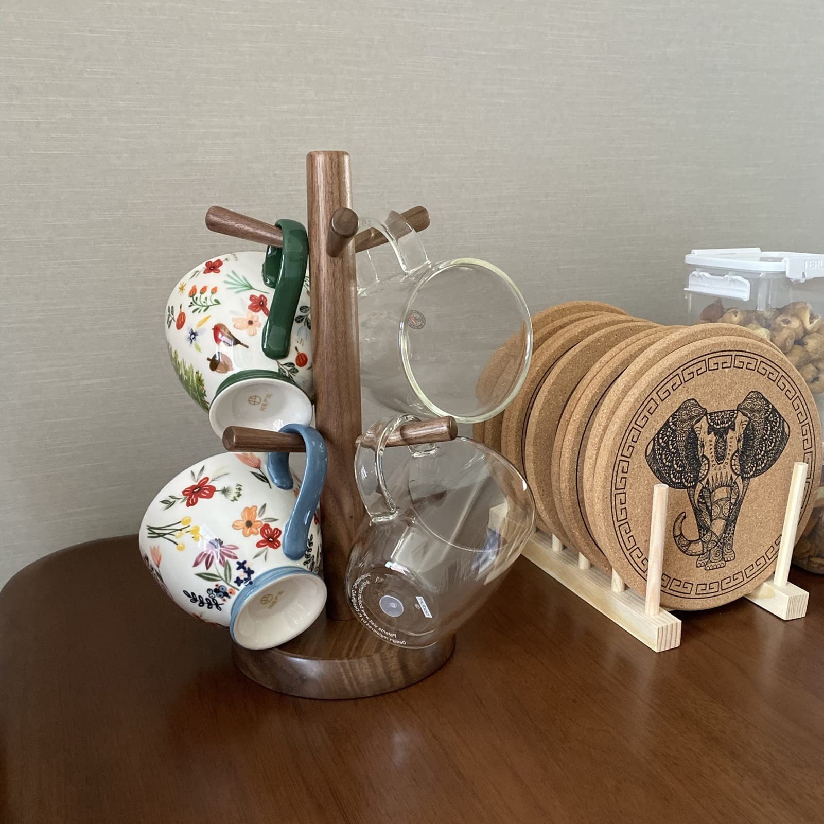 Wooden Coffee Mug Tree Holder with 6 Hooks - Countertop Tea Cup Organizer for Kitchen, Cafe & Bar - Rustic Brown Display Stand for Mugs, Cups & Kitchen Utensils - Perfect for Home, Office or Restaurant Use