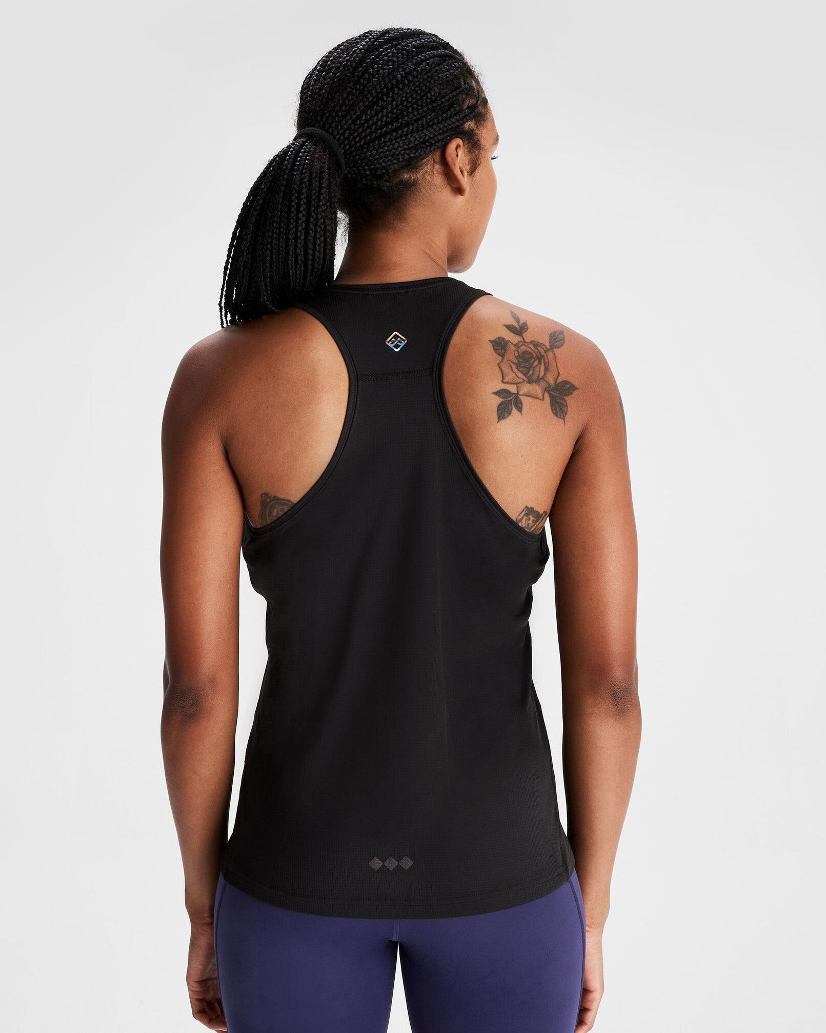 Women's Seeker Tank Top - Breathable Workout Shirt for Yoga & Running | Black Stingray Color | Gym & Outdoor Activities