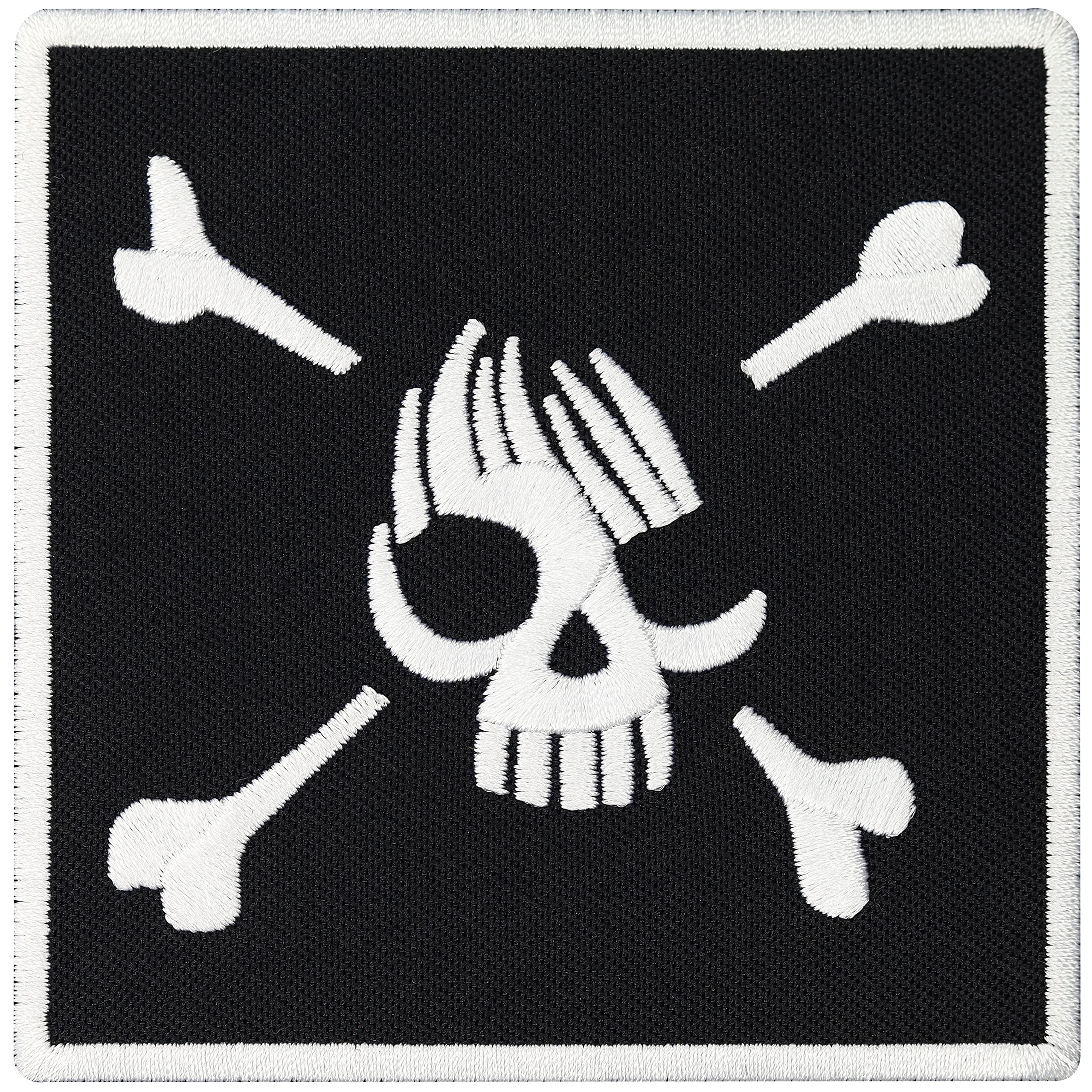 JOLLY ROGER PIRATE Skull Iron-On Patch - Pirates of The Caribbean Inspired Embroidered Badge for Jackets, Hats & Backpacks - Perfect for Halloween Costumes & Pirate Theme Parties