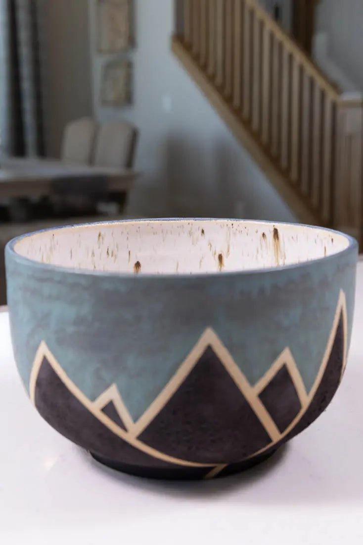 XL Stoneware Serving Bowl - Magma Mountain Range Design - Big Bowl Series for Family Dinners & Entertaining - Durable Ceramic Dish for Soup, Salad, Pasta & Party Food