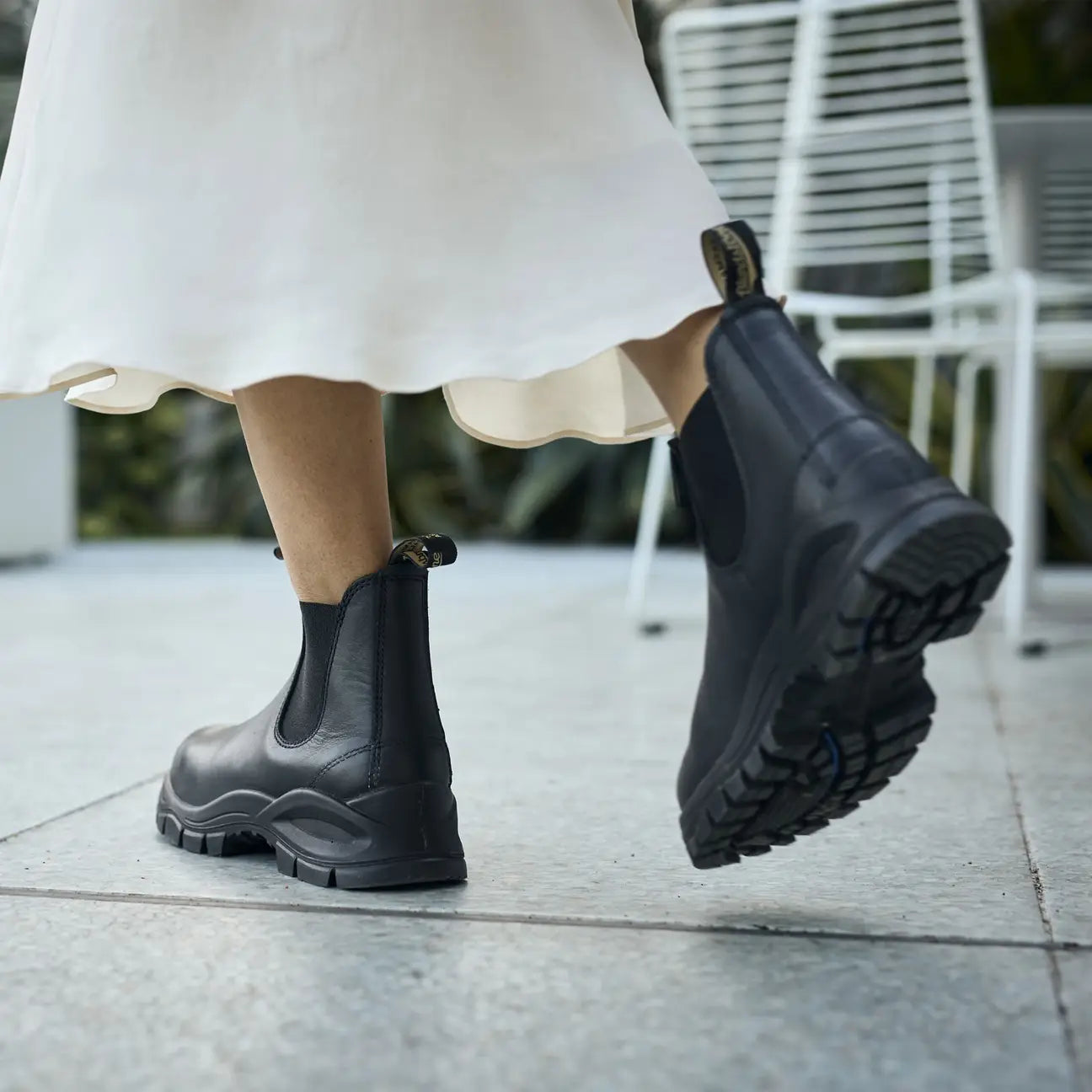 Blundstone 2240 Black Leather Chelsea Boots with Lug Sole - Durable & Comfortable for Outdoor, Work & Casual Wear