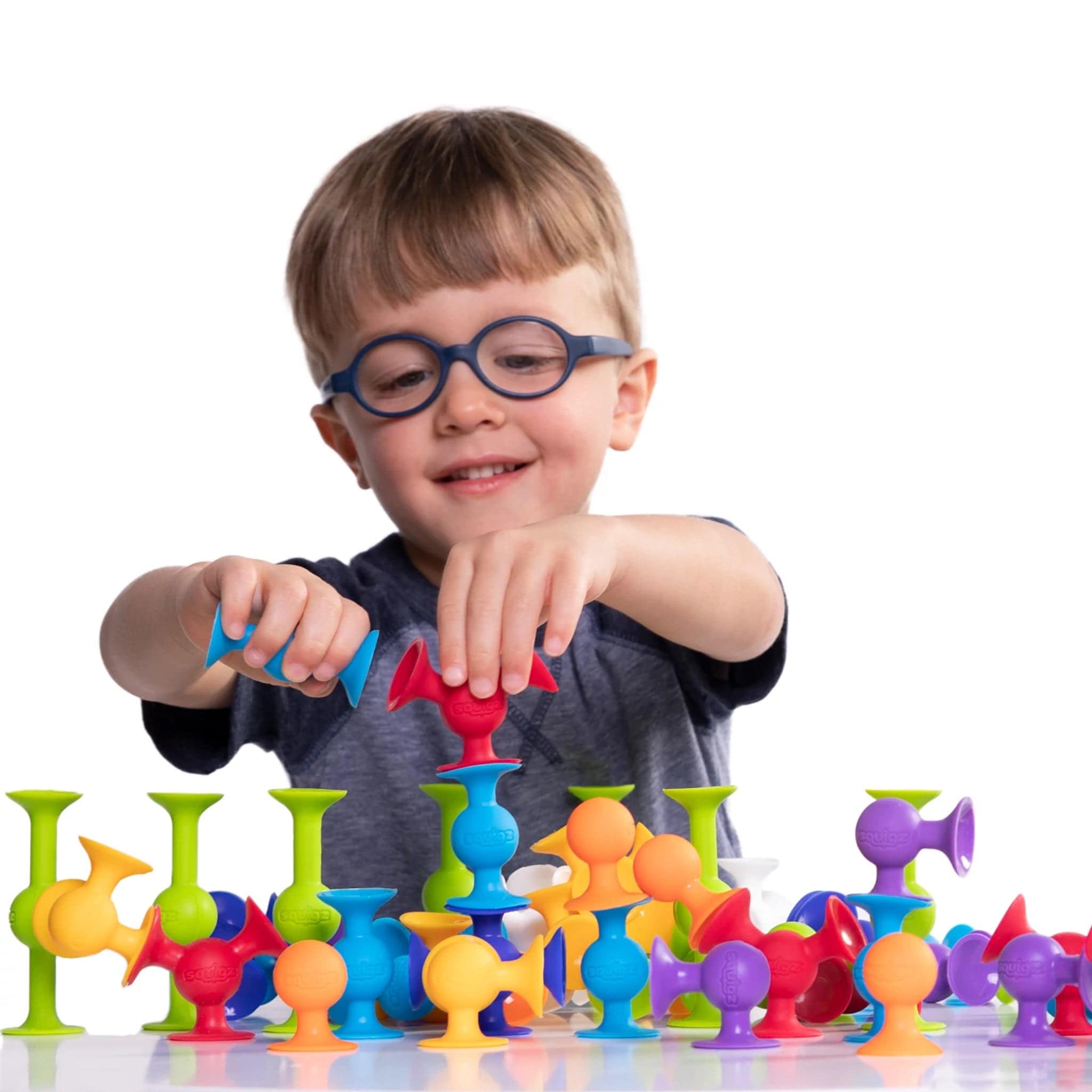 Fat Brain Toys Squigz Starter Set - 24-Piece Building and Construction Toy for Kids, STEM Learning, Creative Play - Perfect for Home, Classroom, and Travel Activities