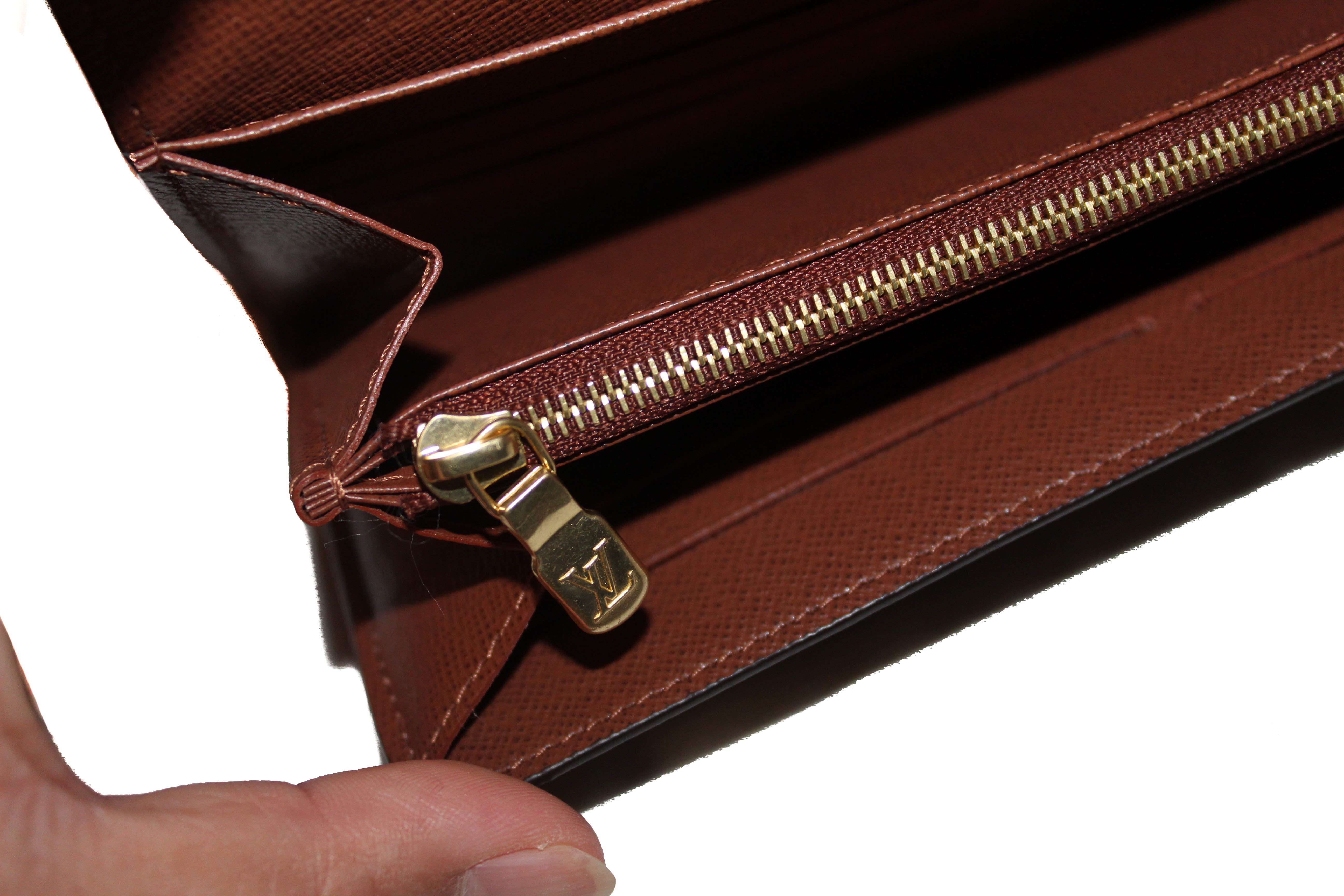 Authentic Louis Vuitton Monogram Sarah Wallet - Luxury Women's Zip Around Wallet with Multiple Card Slots & Coin Pocket | Perfect for Everyday Use, Travel & Gift Giving