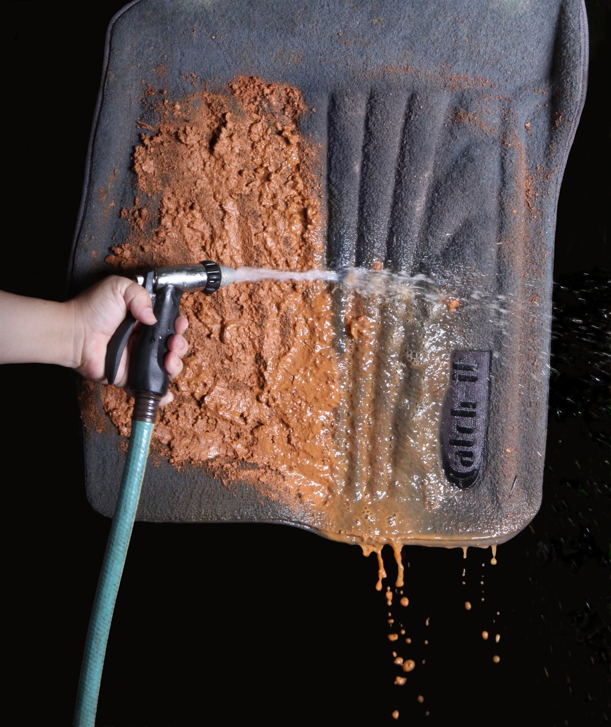 Lund 783111-B Catch-It Black Rear Carpet Floor Mat - Durable Car Mats for Trucks & SUVs - Perfect for All-Weather Protection & Easy Cleaning