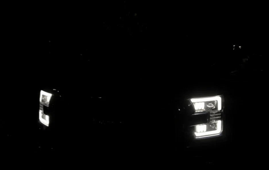 Ford F150 2015-2017 6K LED Projector Headlights with LED Turn Signals - Clear/Chrome Style for Enhanced Night Driving & Off-Road Visibility
