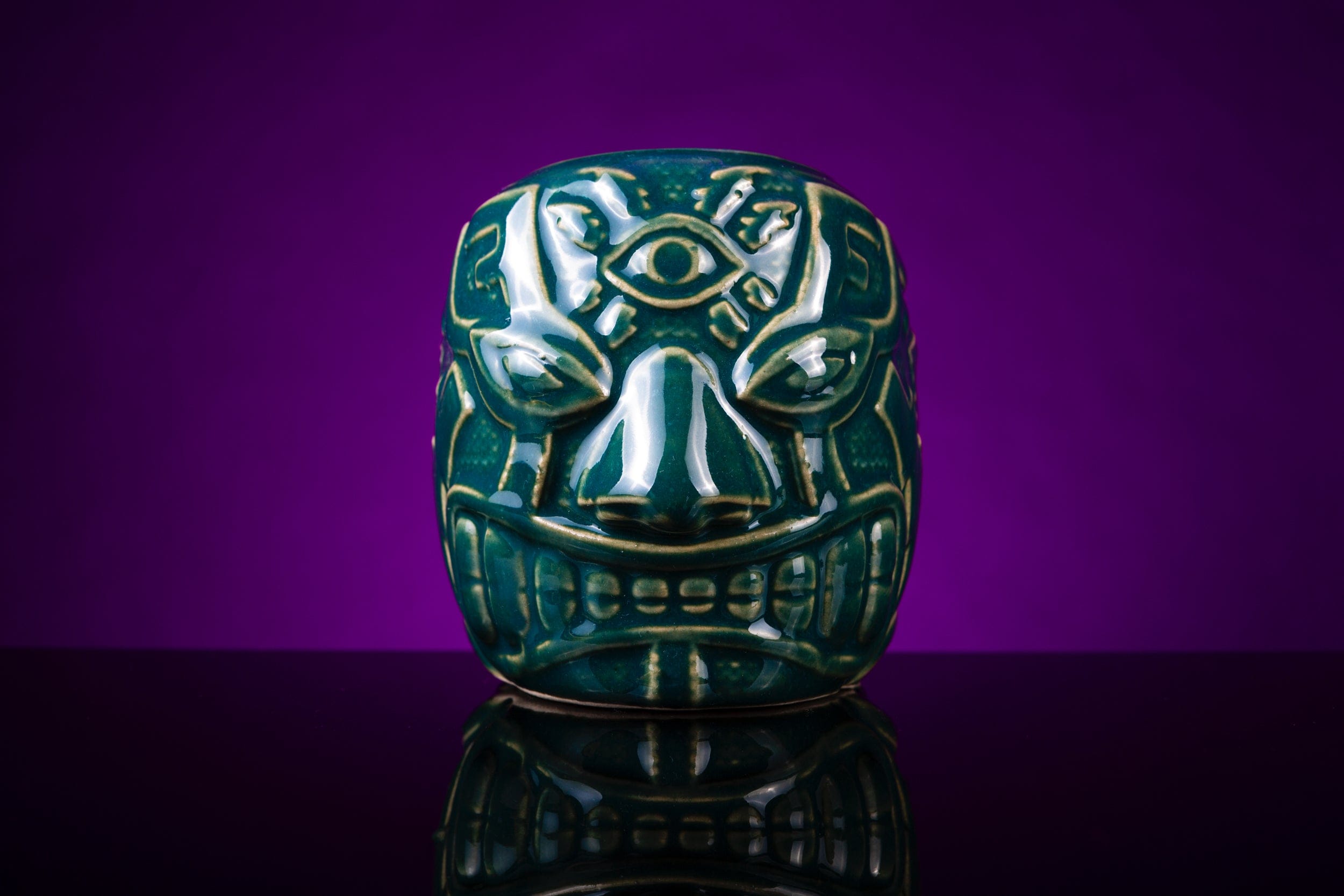 Fantastic Eye Tiki Mug - Handcrafted Ceramic Cup for Tropical Cocktails & Exotic Drinks - Perfect for Luau Parties, Beach Bars & Home Decor