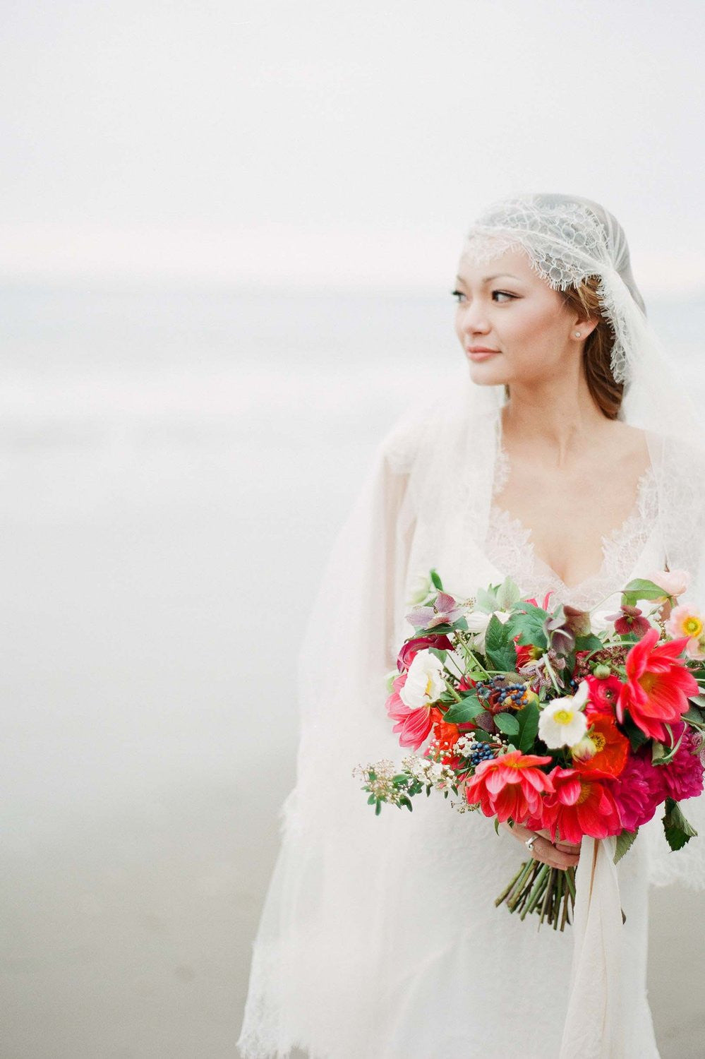 Mar Scalloped French Lace Juliet Veil in Ivory Silk Tulle | Elegant Wedding Veil for Brides | Perfect for Church Ceremonies & Romantic Photos