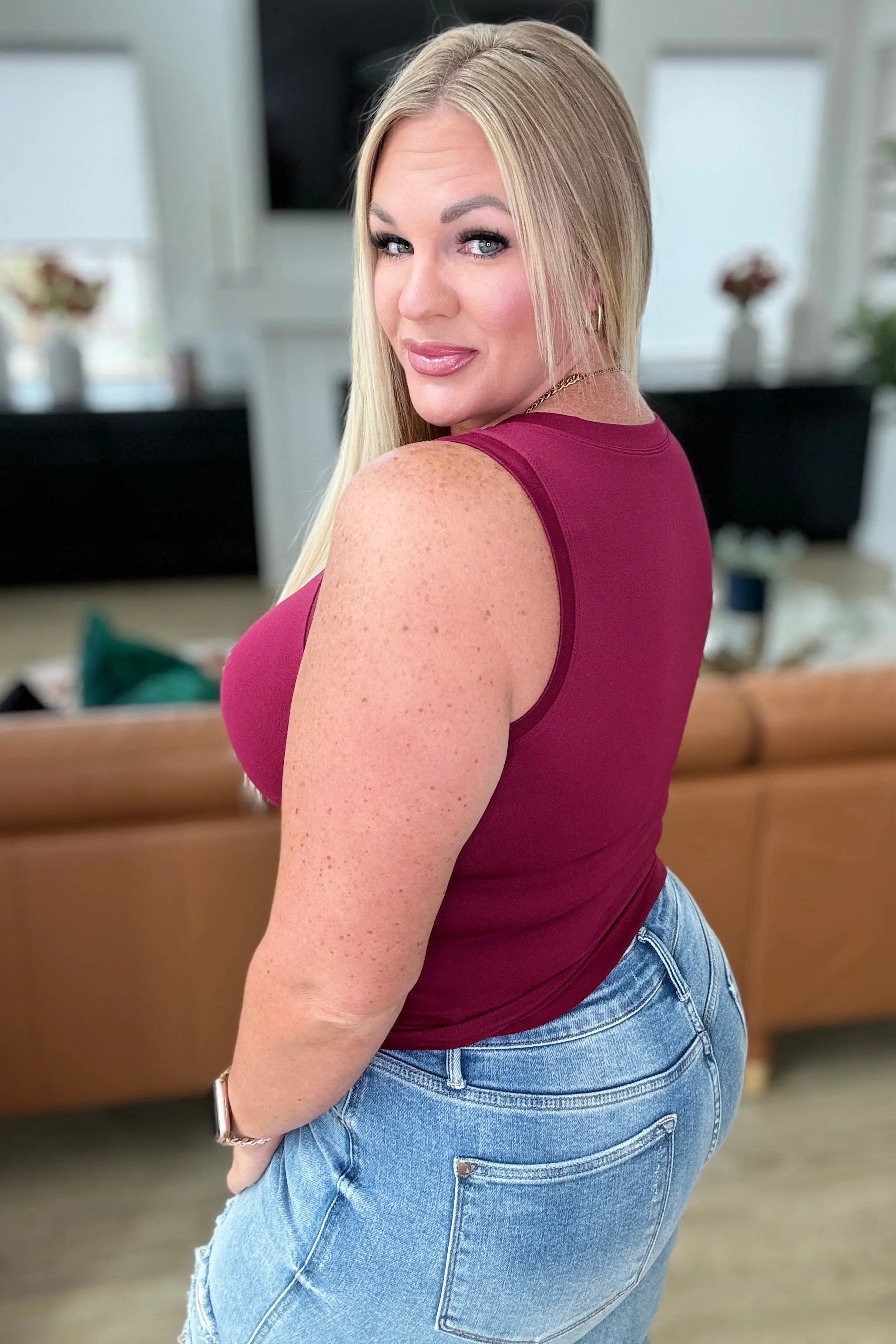 Gimmie! Gimmie! Gimmie! Women's Cabernet Longline Tank Top - Slim Fit Casual Layering Piece for Summer Outfits & Beach Cover-Ups